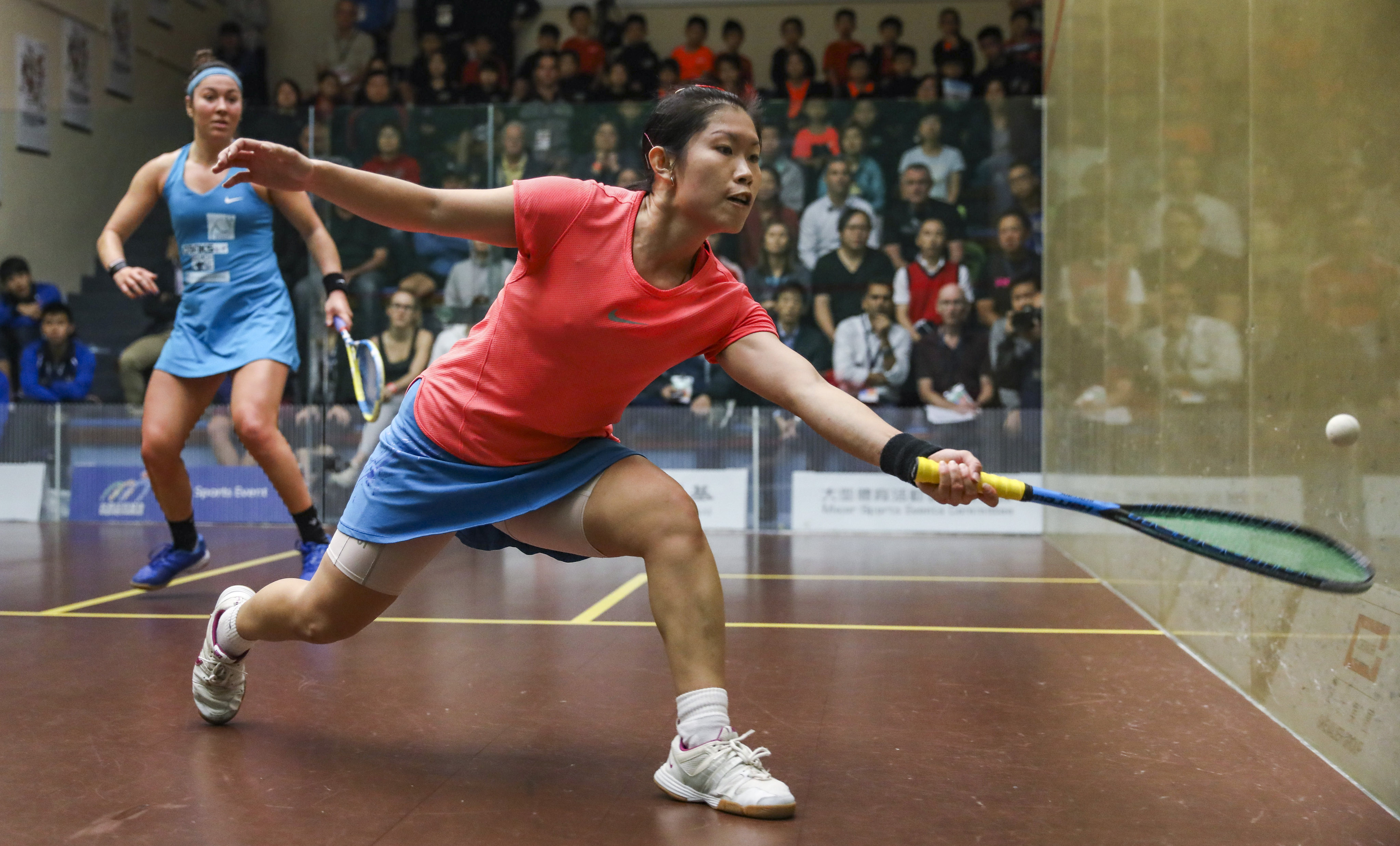 Hong Kong’s Au Wing-chi in action against Amanda Sobhy of United States at the 2018 Sun Hung Kai Hong Kong Open at the Squash Centre in Central. The tournament has been cancelled for the last three years but will return in November. Photo: Dickson Lee