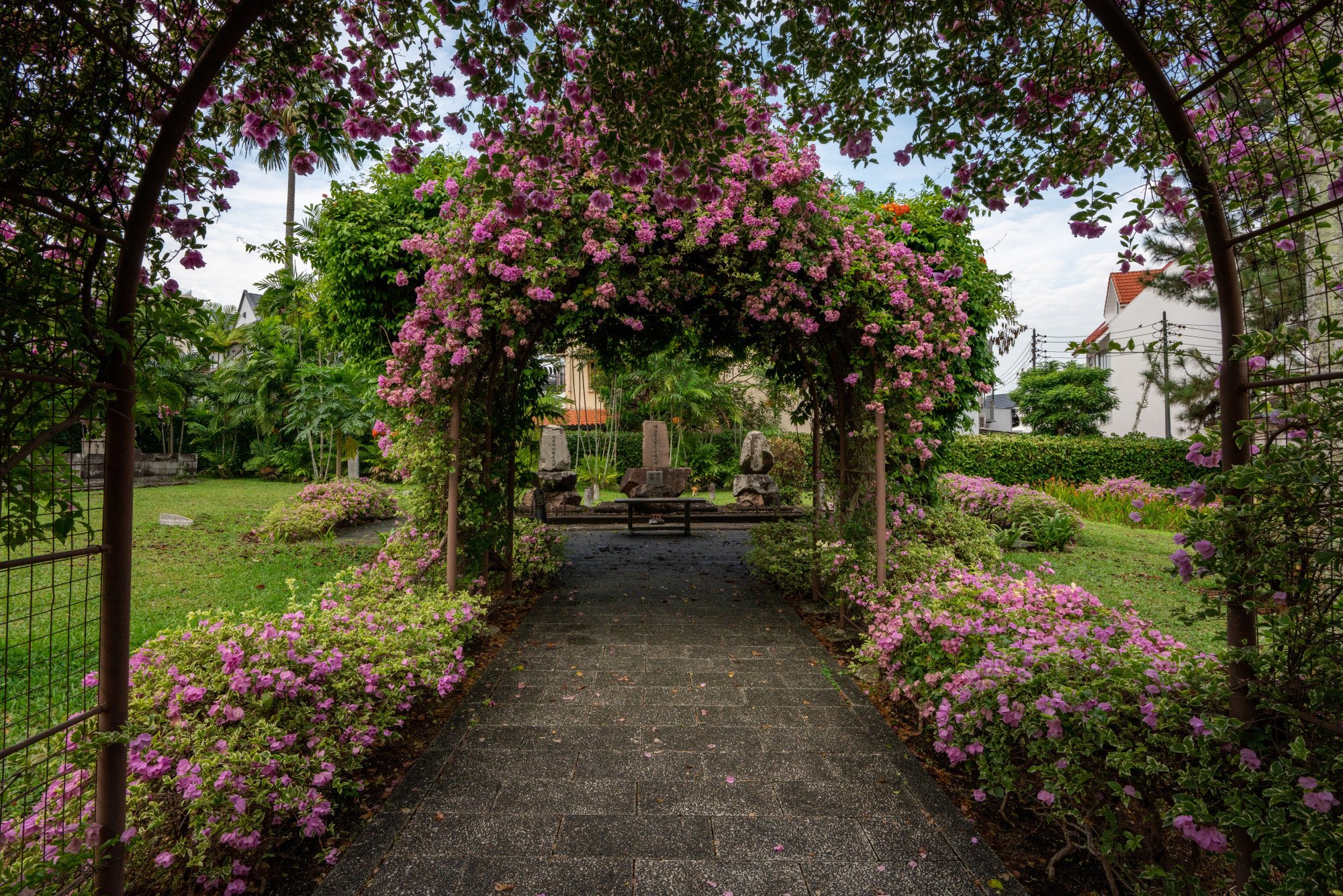 Archways at the Japanese Cemetery Park. Photo: Shutterstock