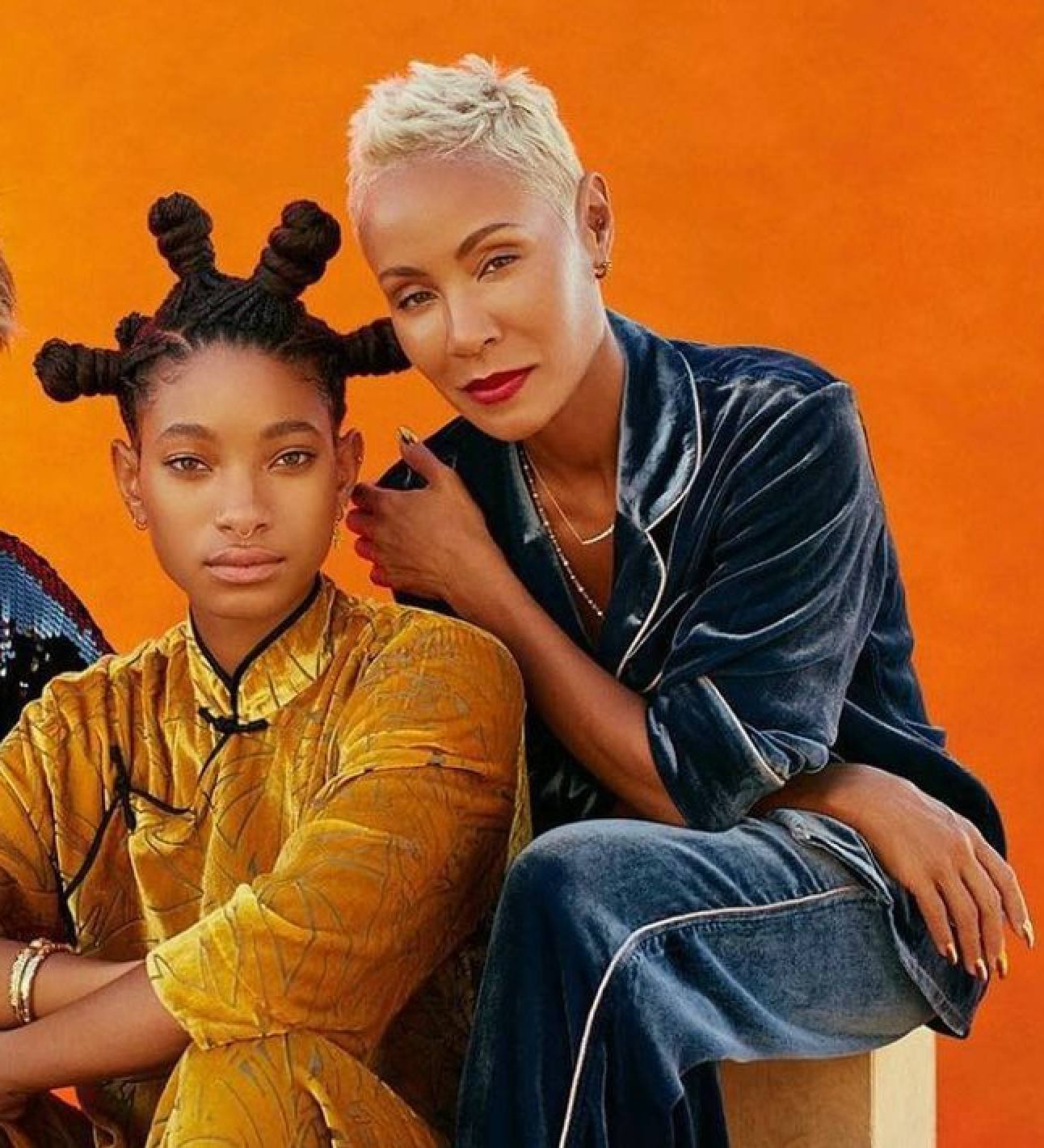 Willow Smith (left) and her mother Jada Pinkett Smith. Photo: @willowsmith/Instagram