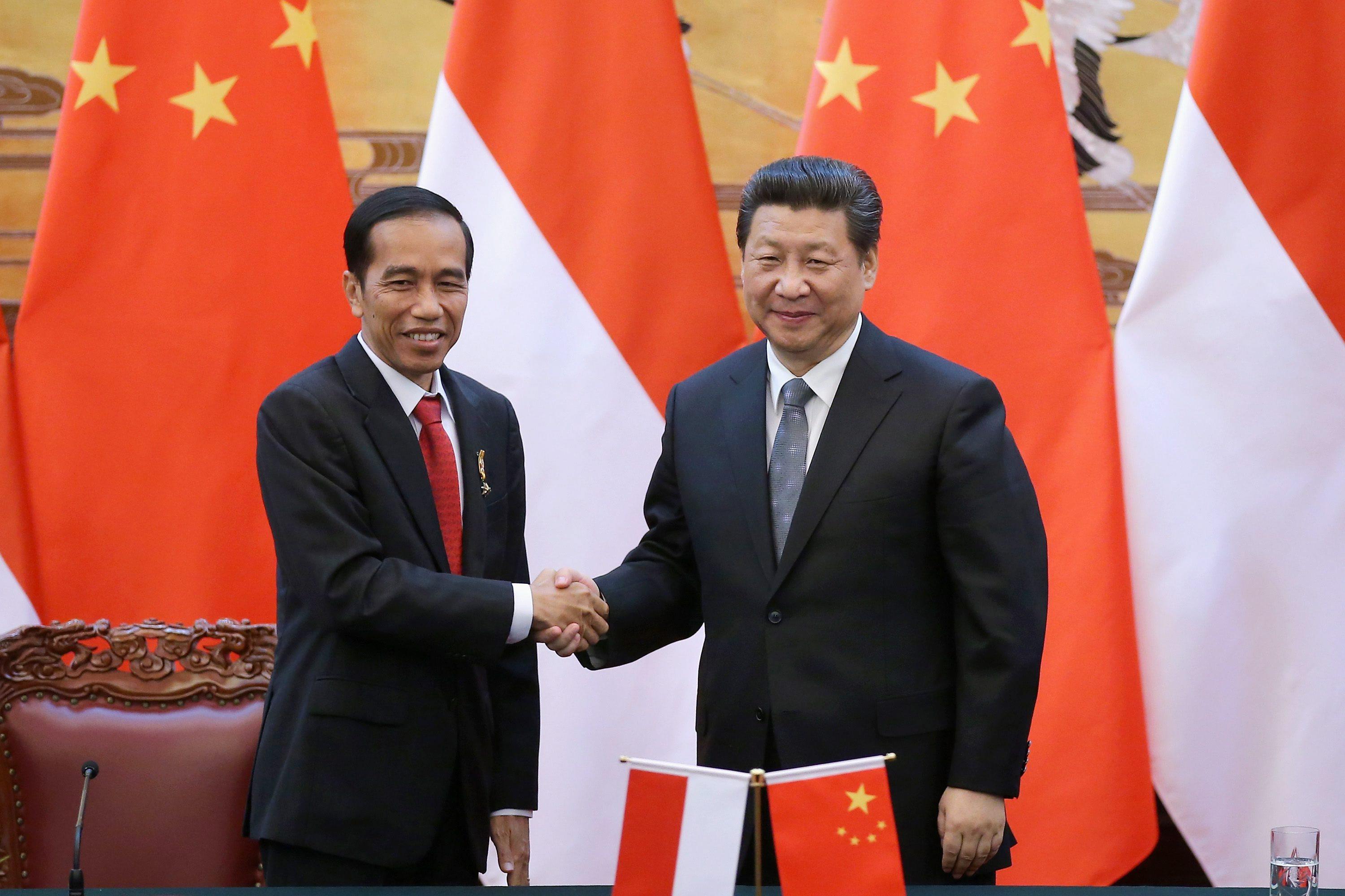 Indonesia’s Joko Widodo plans to invite Xi Jinping to travel on the China-built Jakarta-Bandung high-speed railway after taking part in the Bali G20 summit on November 15-16. Photo: EPA/Pool/File