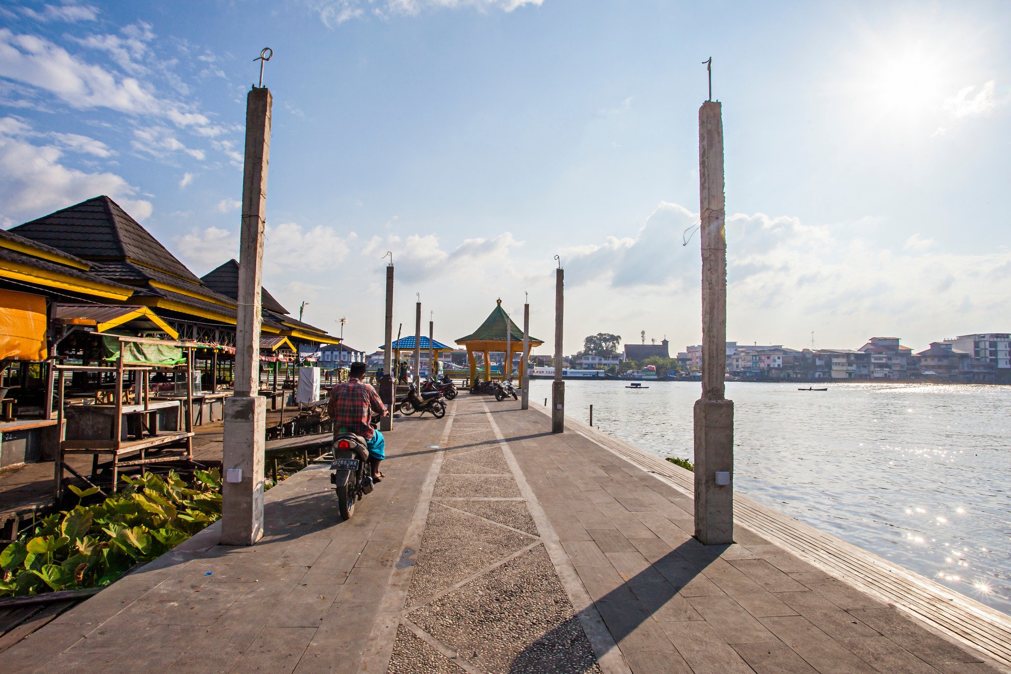 The Kapuas River runs through Pontianak. Photo: Shutterstock
