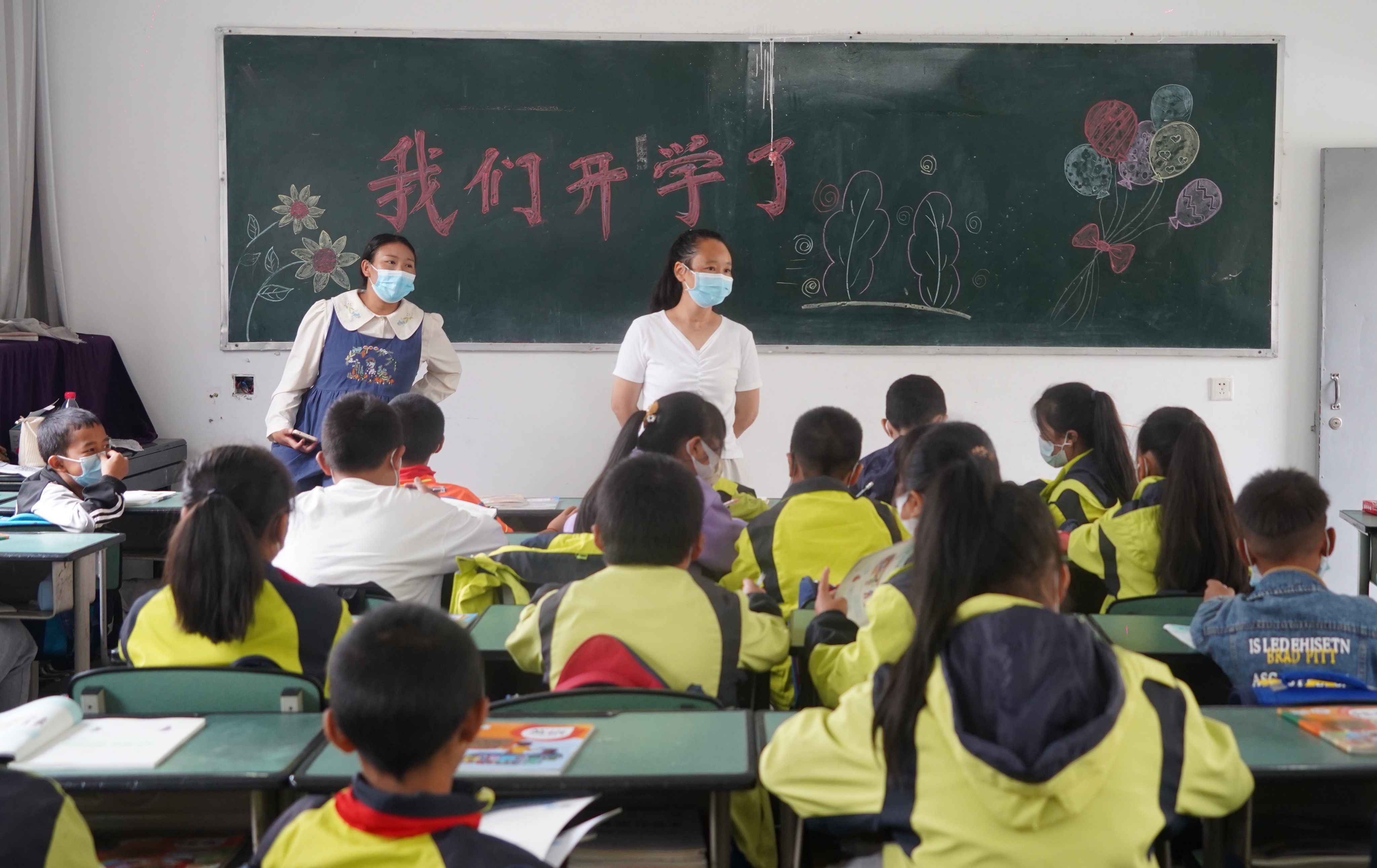Students during a class in southwest China’s Sichuan province. More Chinese parents are looking at regional neighbours such as Singapore, Thailand and Malaysia as candidates for their children’s secondary and tertiary education. Photo: Xinhua