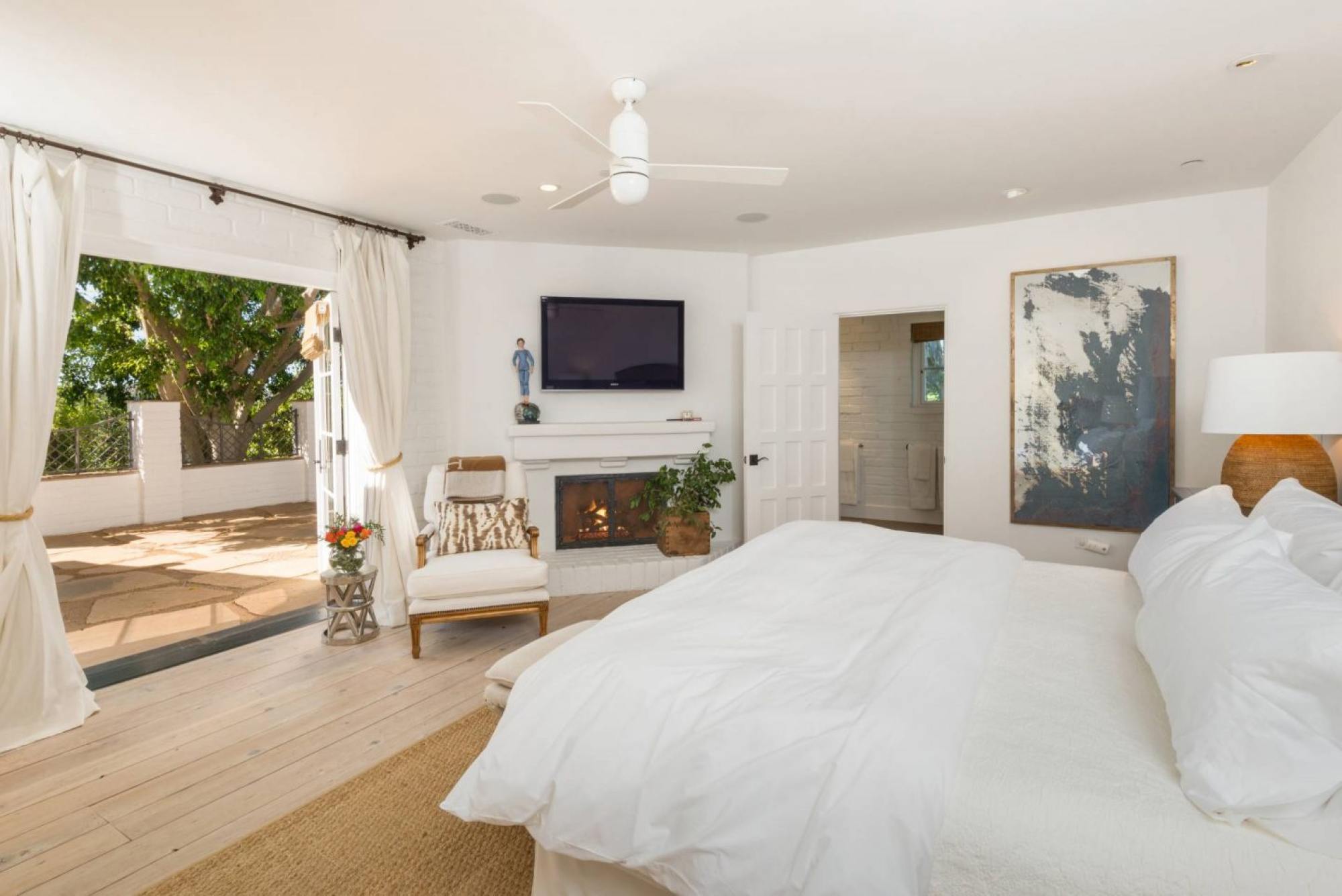 The 6,000 sq ft home has seven bedrooms: four in the main house and three in the guest house. Photo: ZenHouse Collective