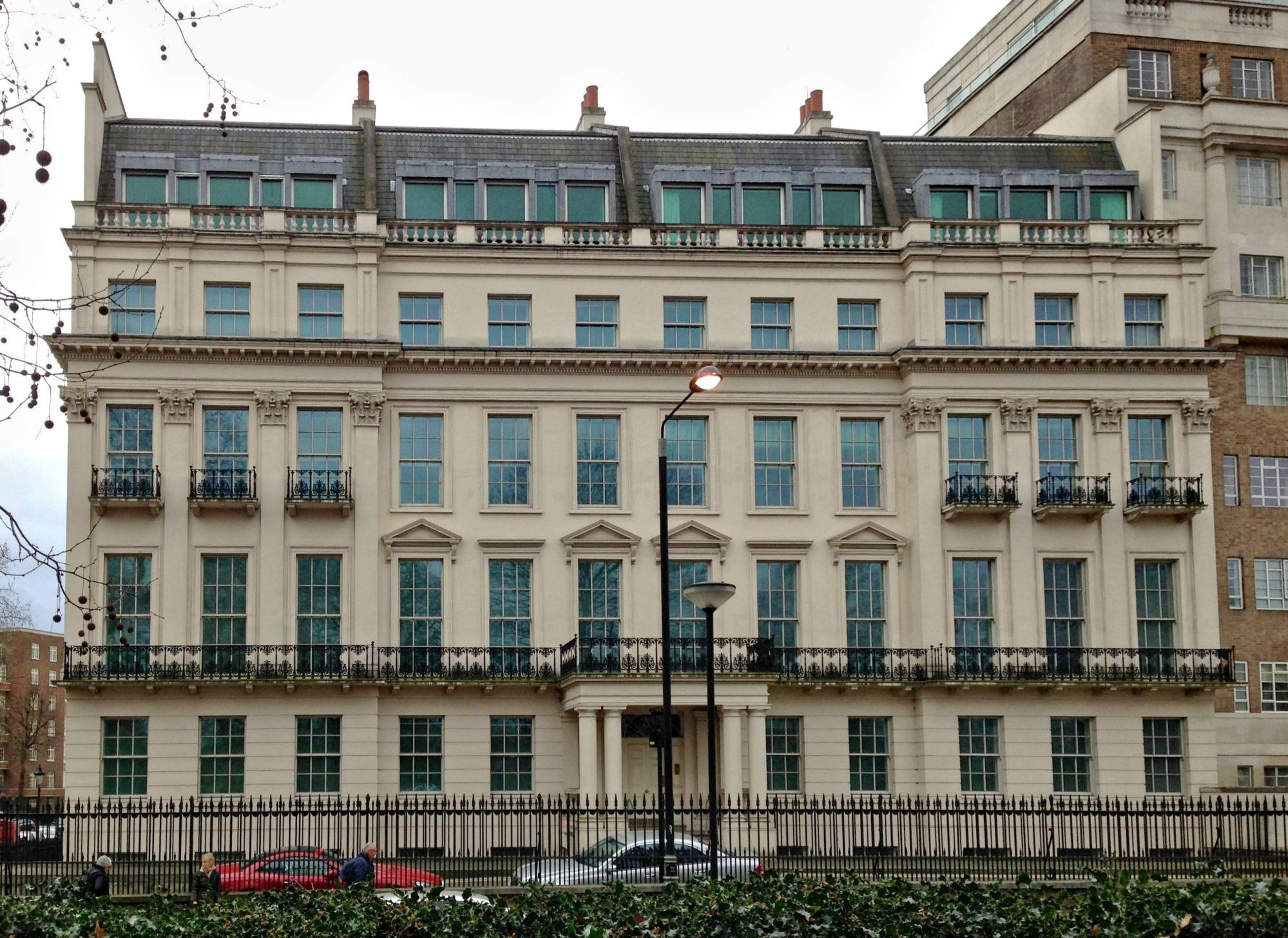 Why a Chinese billionaire is selling the most expensive home in the UK ...