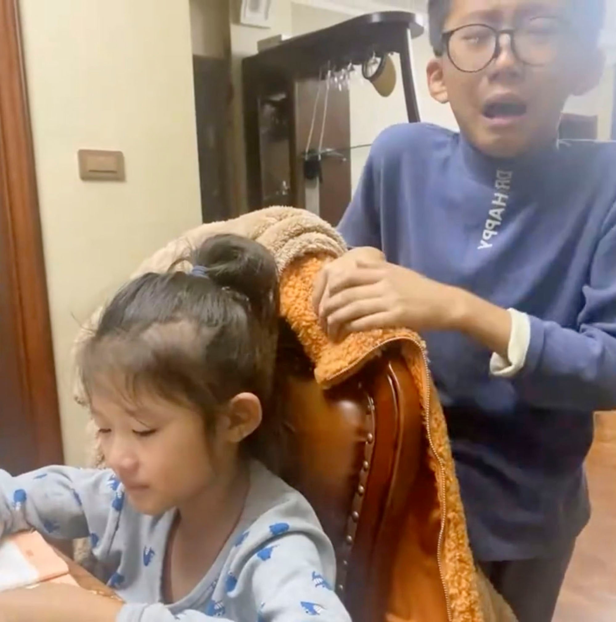 instantly-aged-50-years-chinese-boy-12-has-tearful-meltdown-while