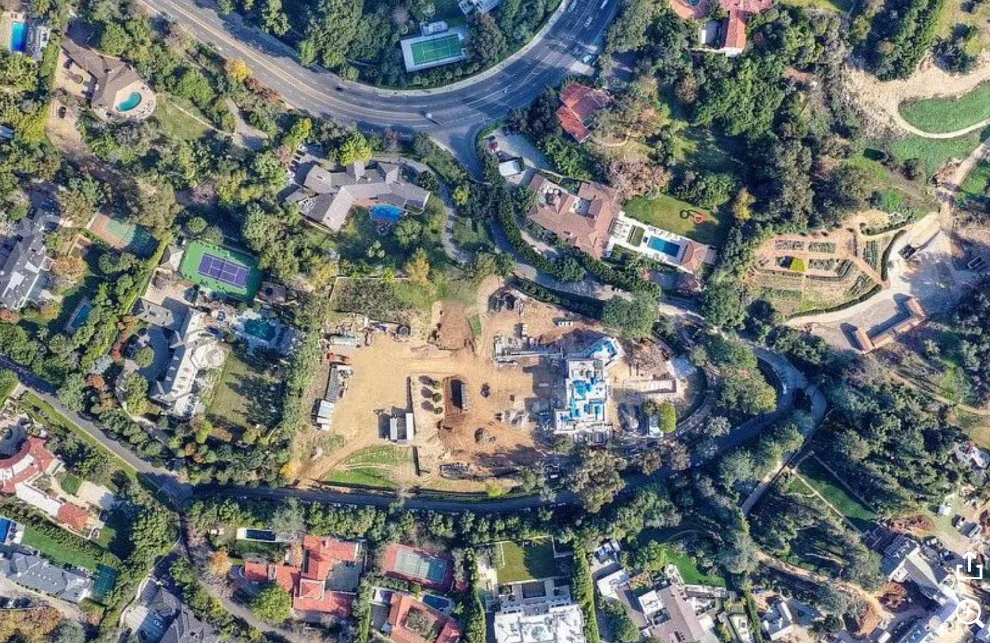 An aerial view of Miranda Kerr and Evan Spiegel’s new US$120 million home, still undergoing extensive renovations. Photo: MLS