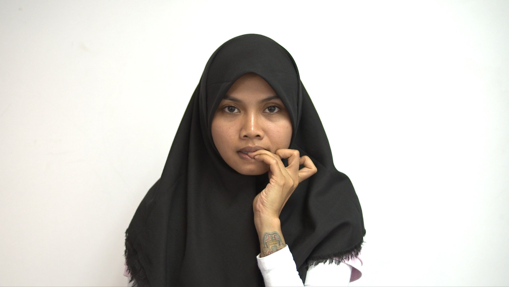 Dea Panendra shot to fame after taking part in “Indonesian Idol”.