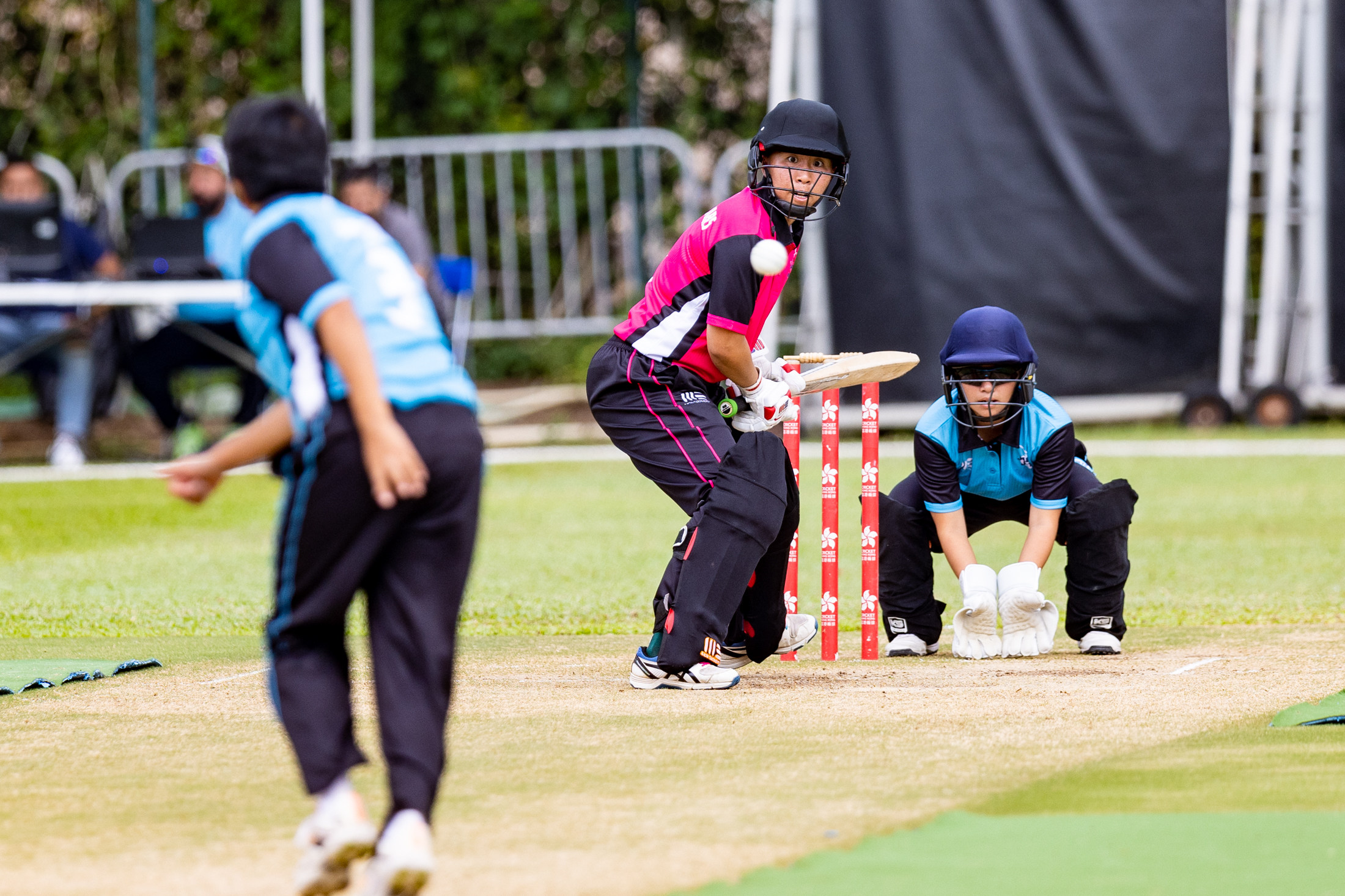 Kary Chan bats for the Bauhinia Stars during the women’s All Star game against the Jade Jets. Photo: We Sport Images
