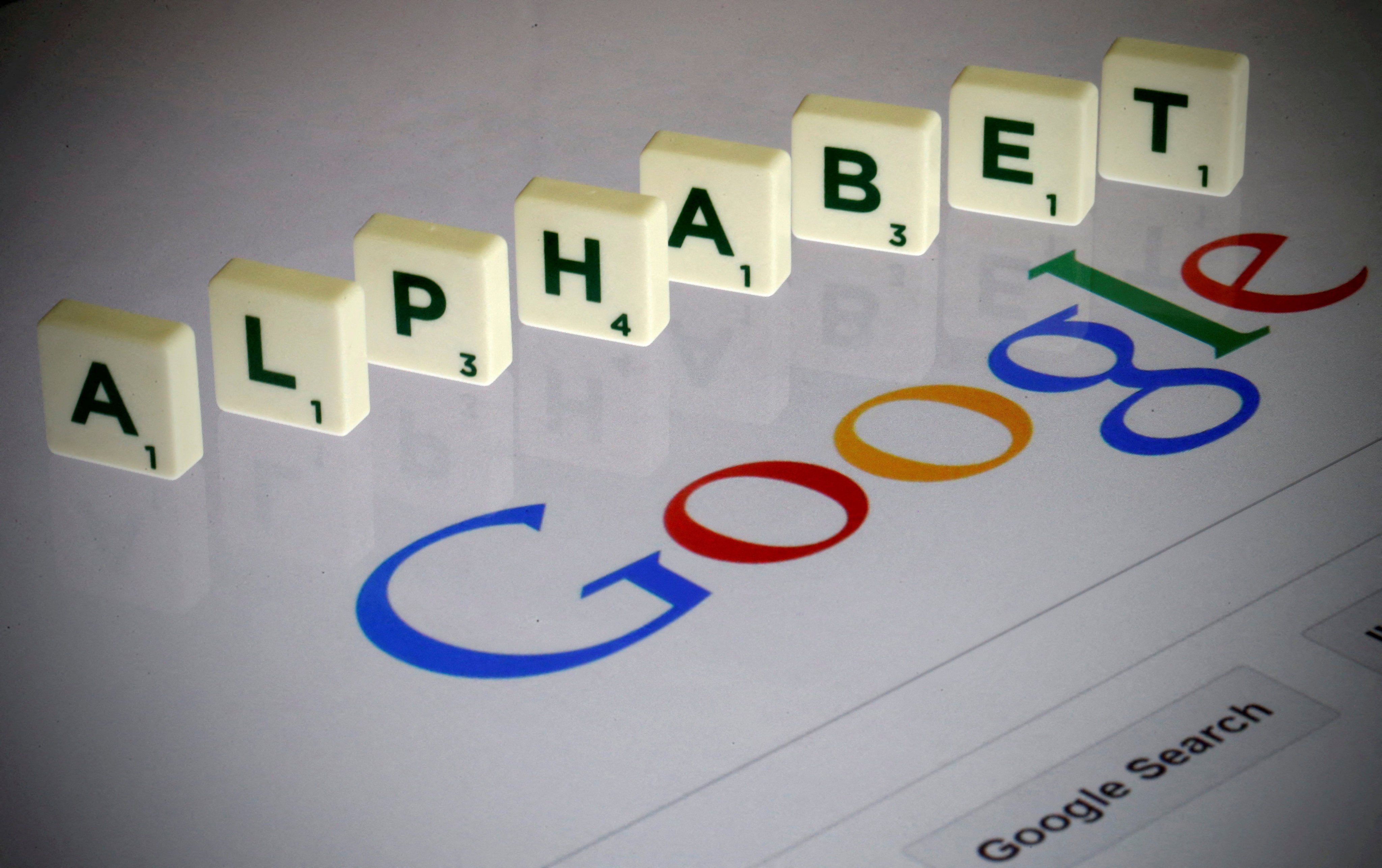 Google parent Alphabet hit by advertising slump as sales miss estimates, but cloud losses narrow