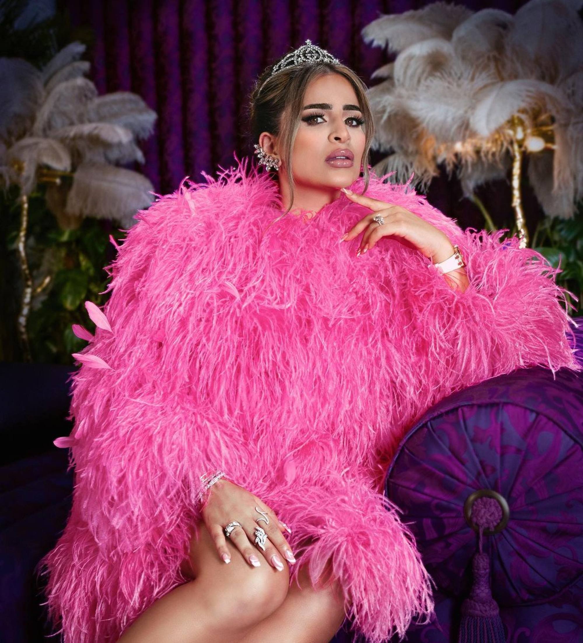 Move over, Bling Empire! Meet Dubai Bling's 10 crazy rich Arabs: from  fashionistas Safa Siddiqui, Farhana Bodi and billionaire widow Loujain  Adada, to DJ Bliss, radio star Kris Fade and wife Brianna