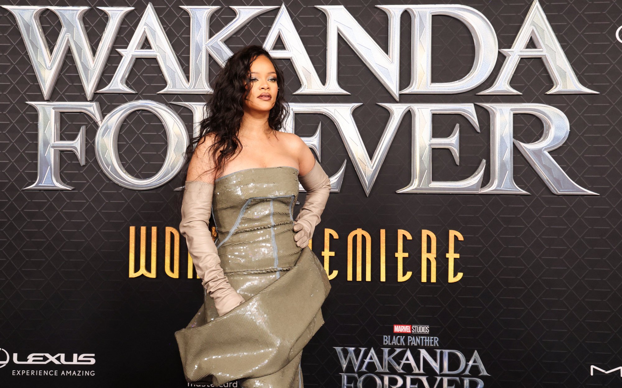 Rihanna Shimmers in Sequin Dress for 'Black Panther: Wakanda Forever' – WWD