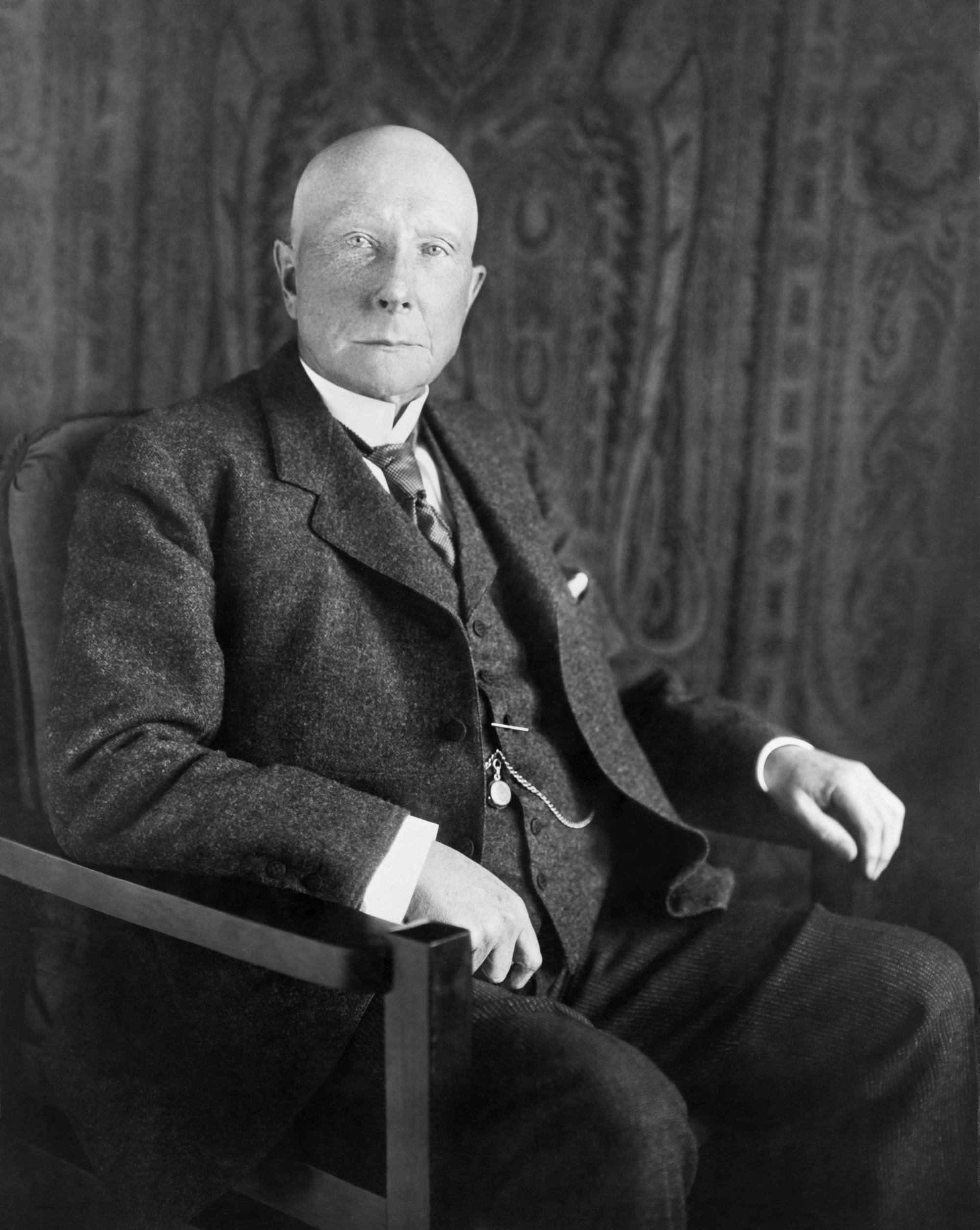 2 John D. Rockefeller, $340 Billion - Good old J.D made his fortunes in the  Oil Industry in Americ…