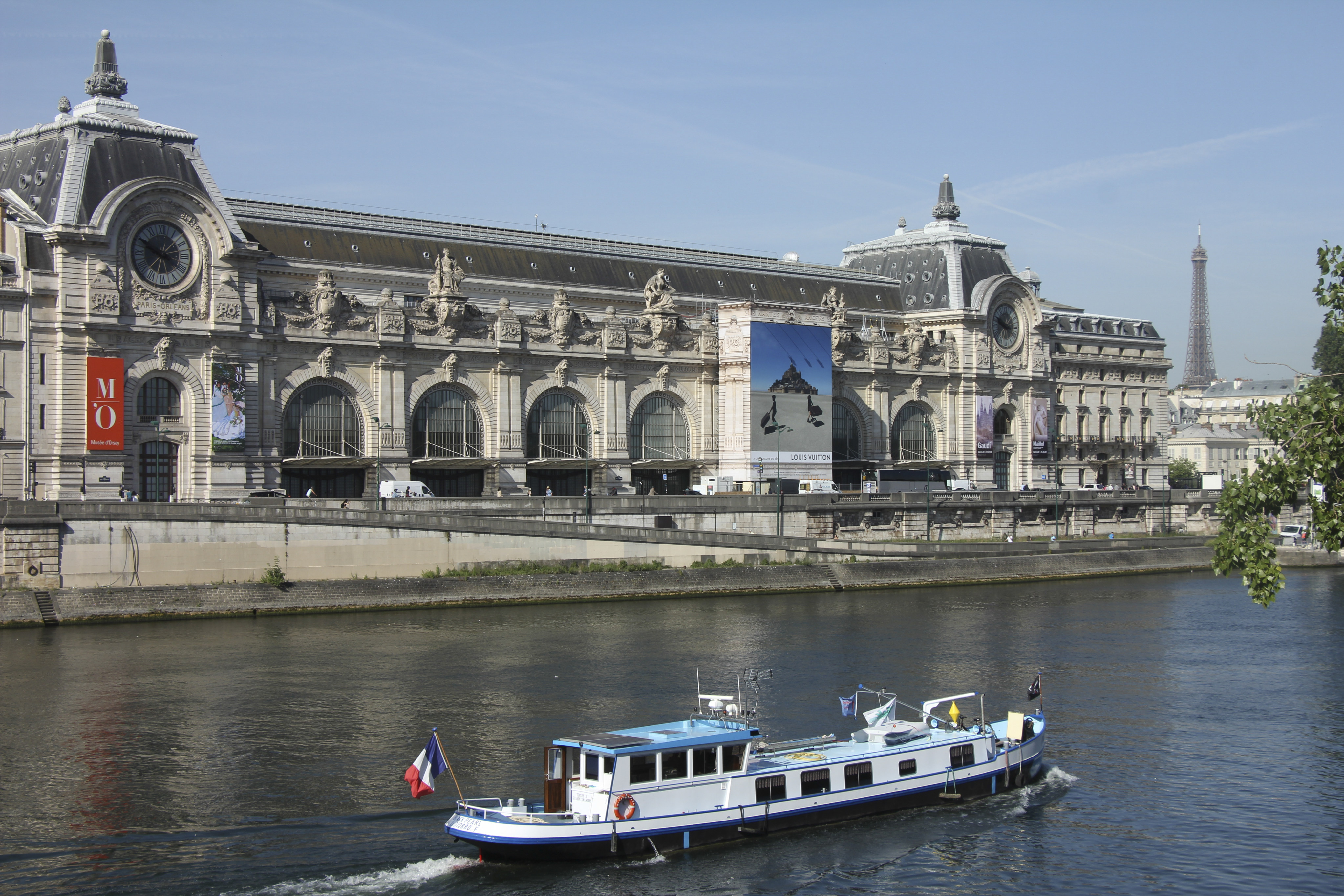 Musée d'Orsay Says It Foiled Attempt to Splash Soup on Painting –