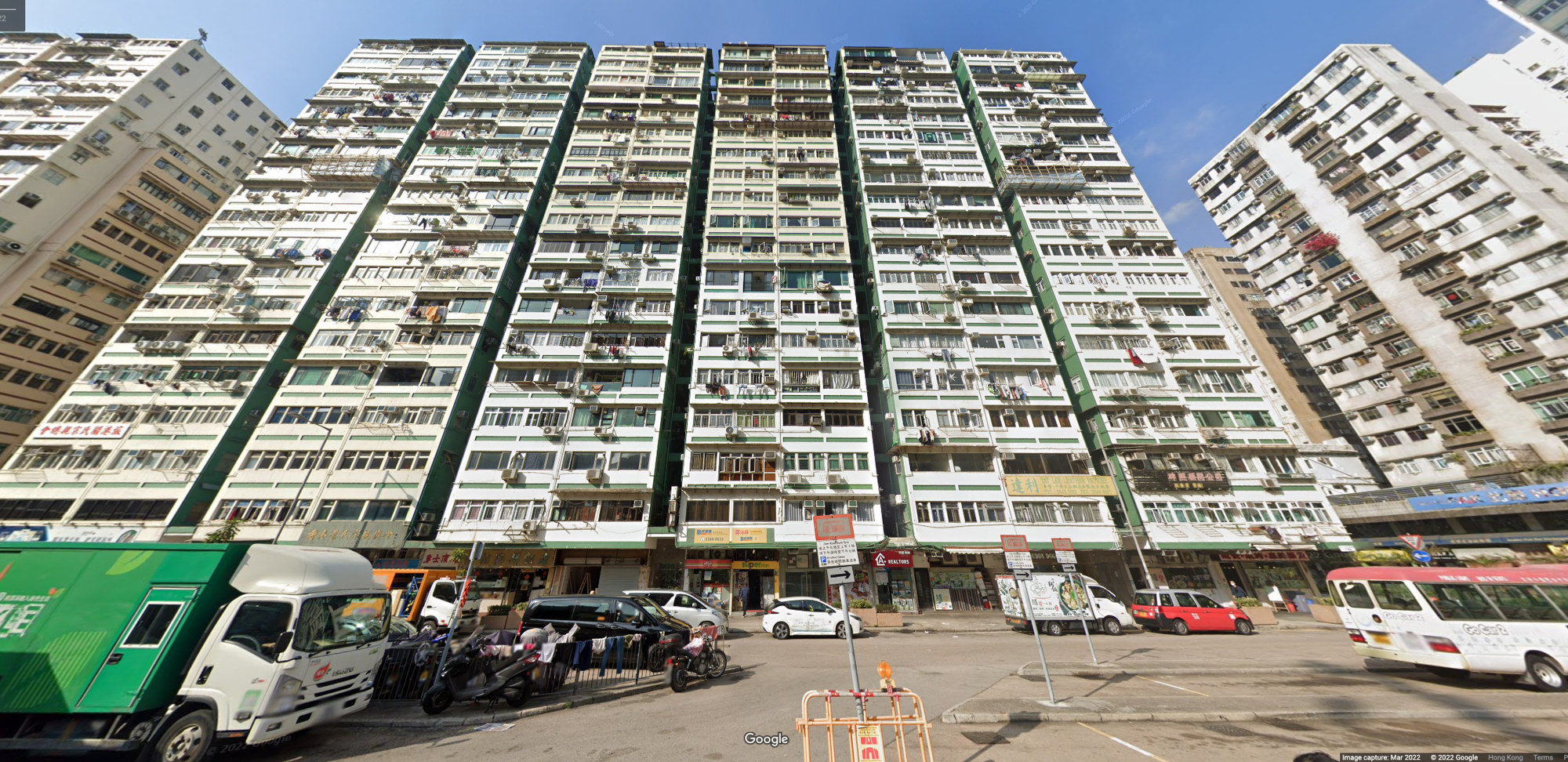 The Man Wah Building in Man Wui Street where the robbery took place. Photo: Google