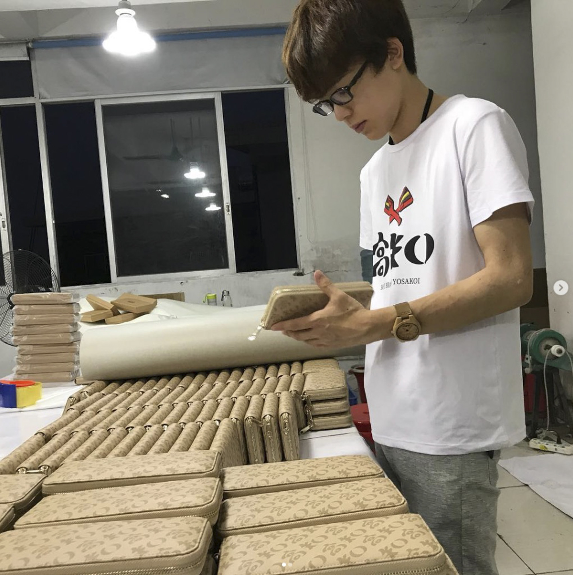 Nakajima inspecting his purse stock. Photo: Instagram/@nakasyo.hakase.kochi