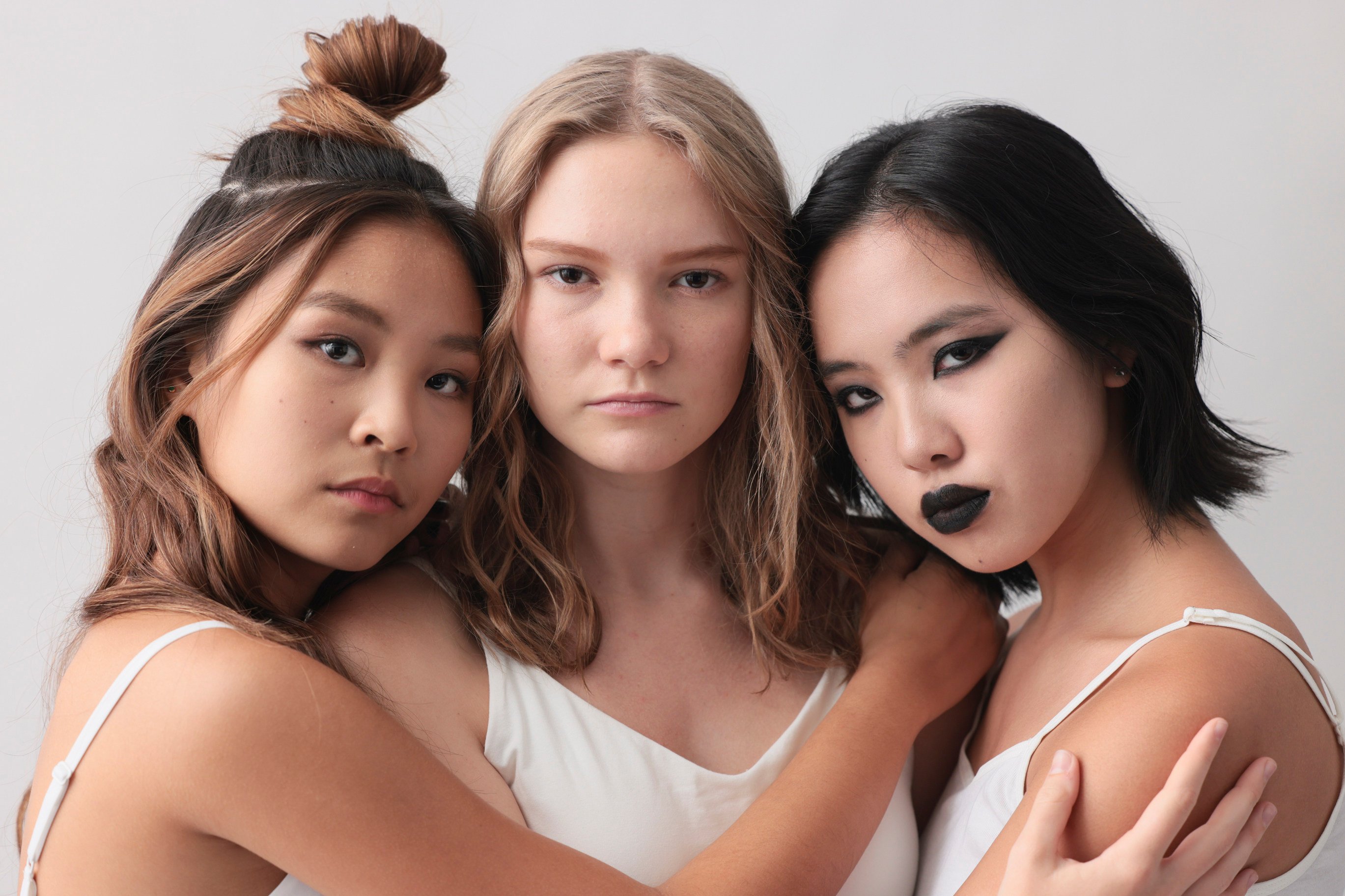 (From left) Jillian King Chan, Scotia Edwards and Creamy So star in “I’mperfect”, written by Hong Kong Youth Arts Foundation founder Lindsey McAlister. Photo: HKYAF