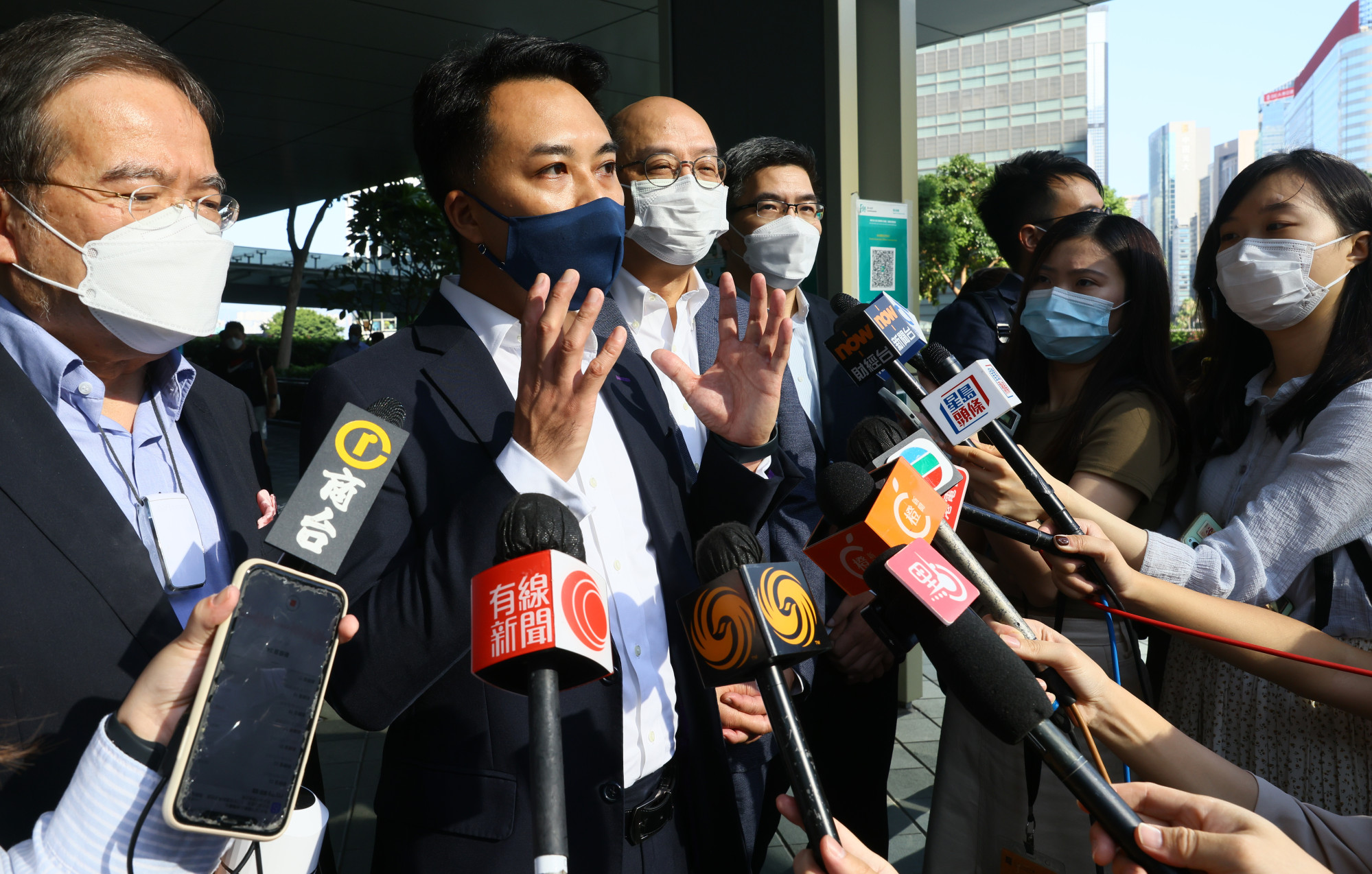 Gary Wong submits nomination forms at government headquarters in Admiralty. Photo: Dickson Lee