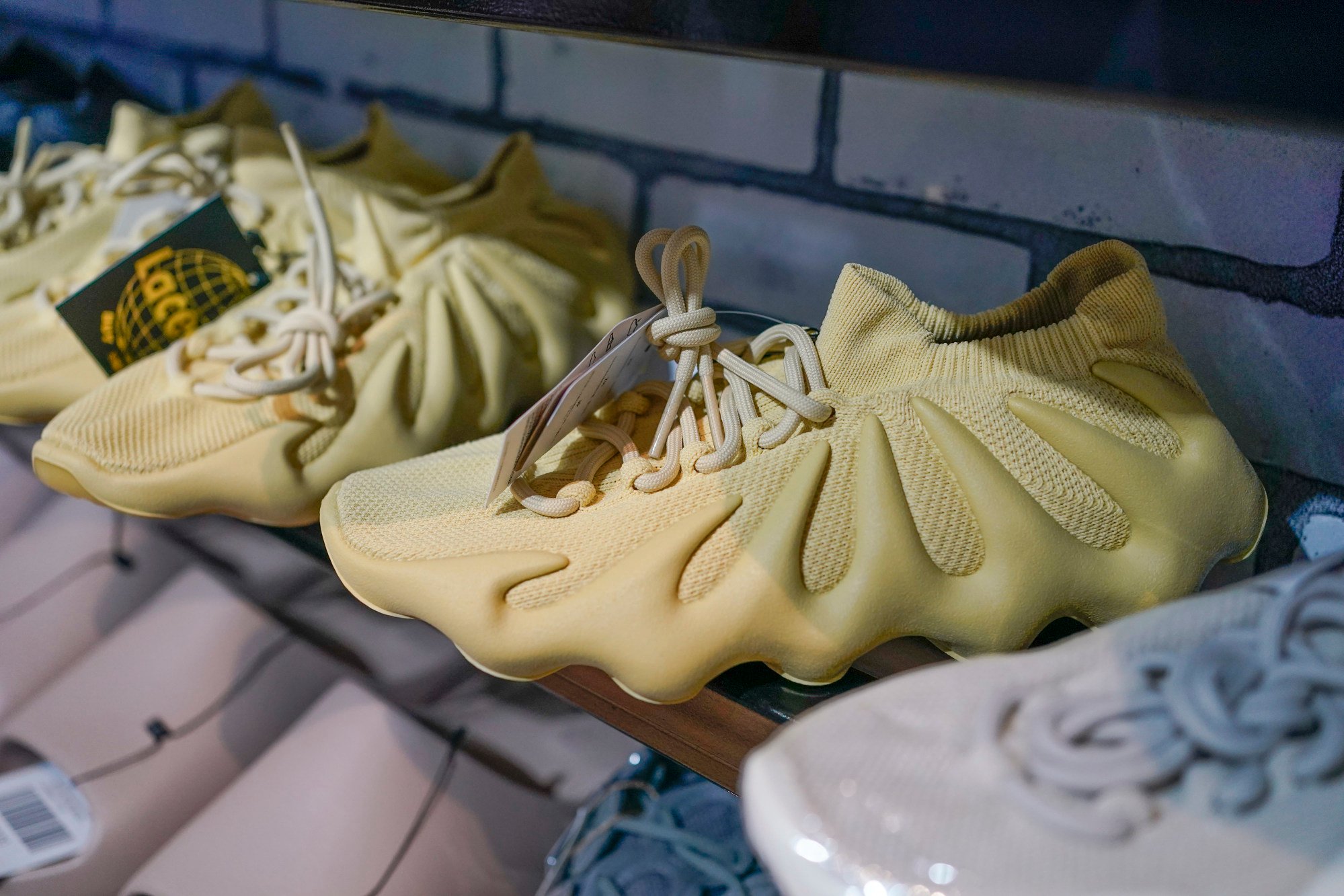 Kanye West Shoes: Yeezy Line To Be Made In America - Bloomberg