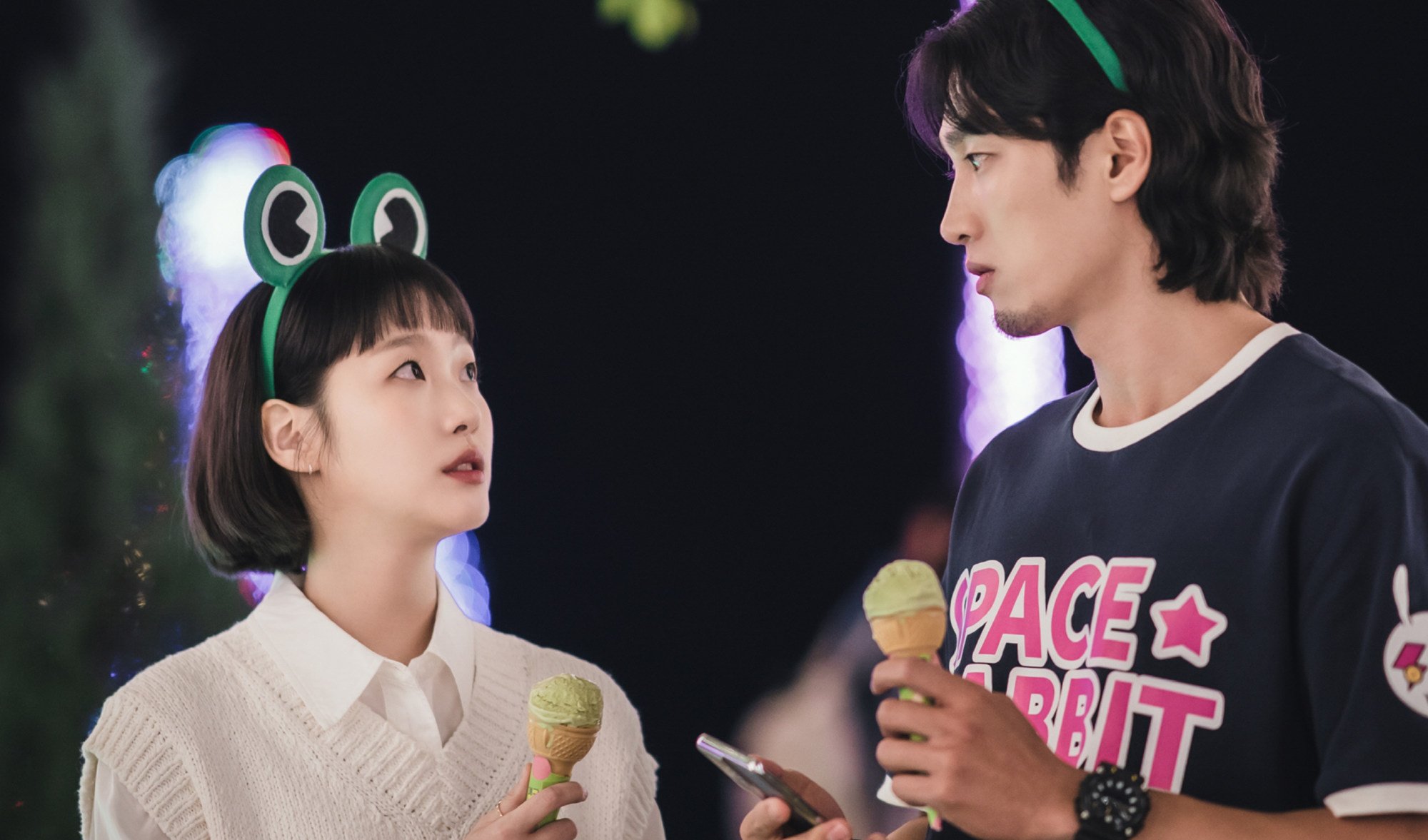 Kim Go-eun and Ahn Bo-hyun in a still from Yumi’s Cells season 1 (2021).