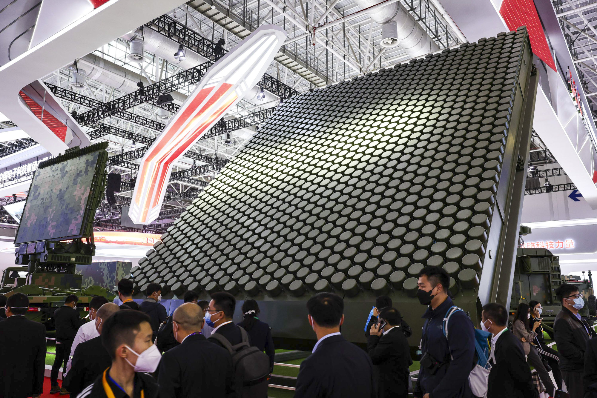 The SLC-18 radar on display at the China International Aviation and Aerospace Exhibition in Zhuhai on Tuesday. Photo: Xinhua