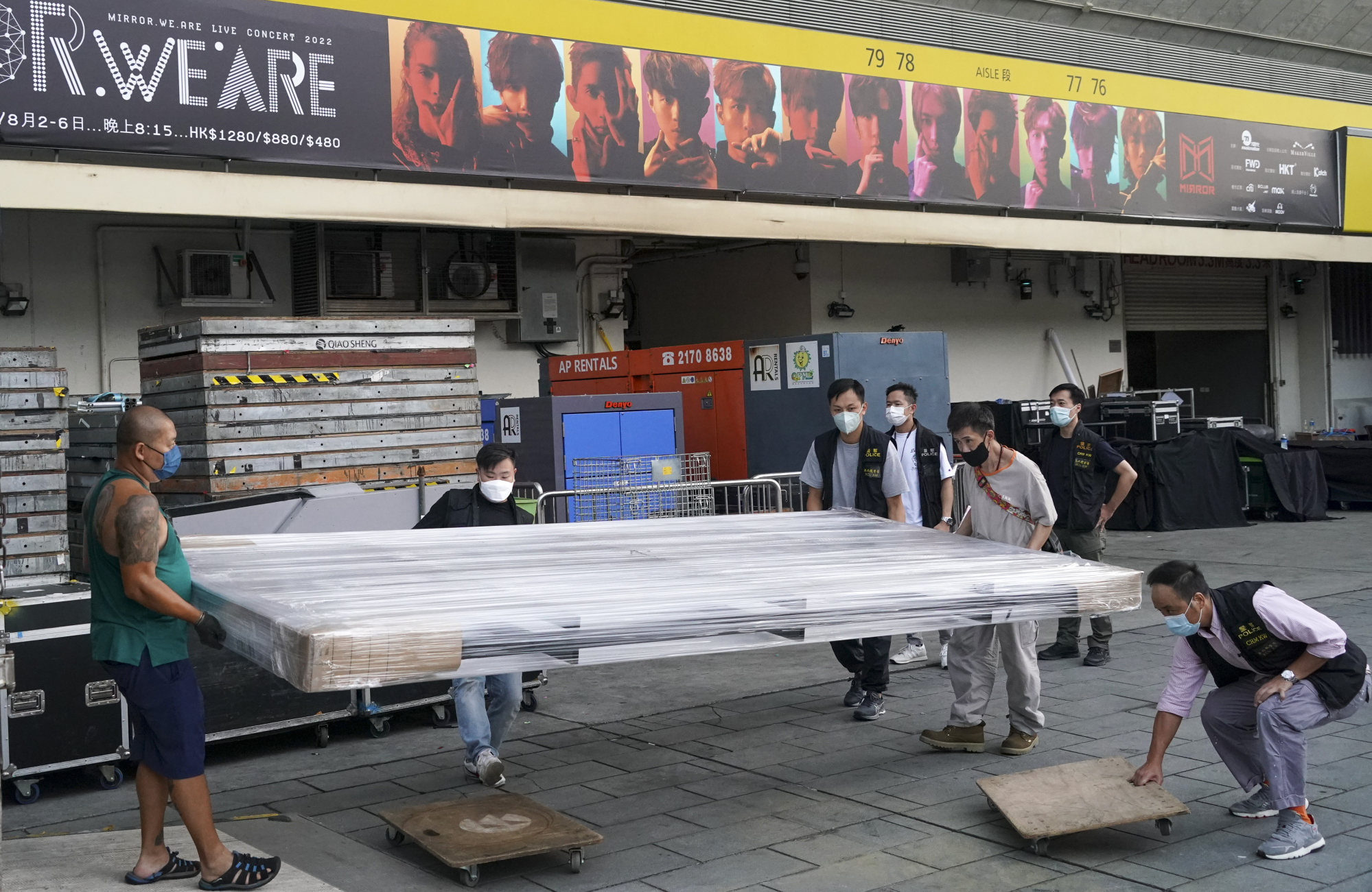 Mirror accident Hong Kong boy band members, dancers express shock over