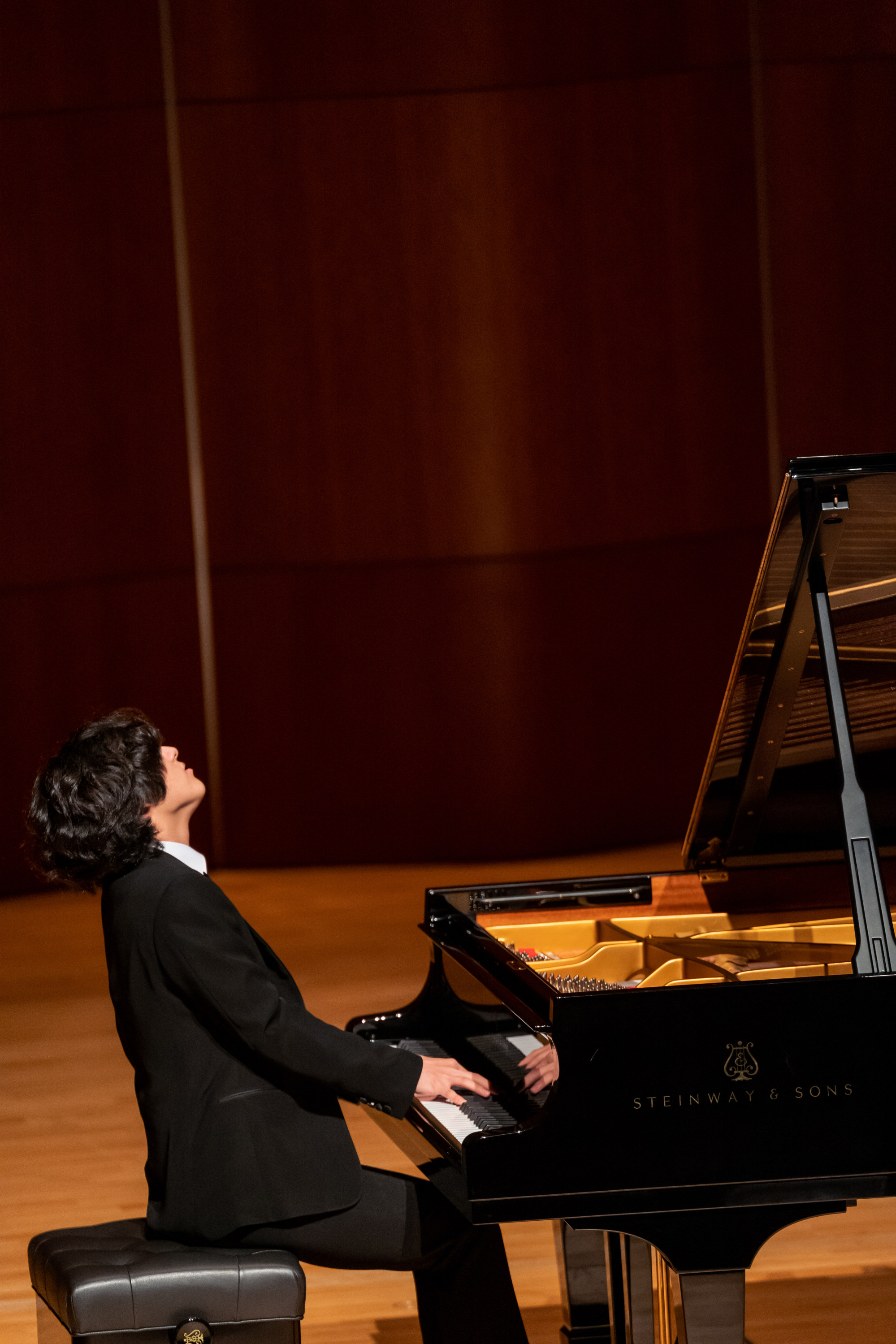 The delicacy of the high notes in the third of four Brahms Ballades, played as Lim looked to the ceiling, was transcendental. Photo: Kurt Chan @ HKU Muse