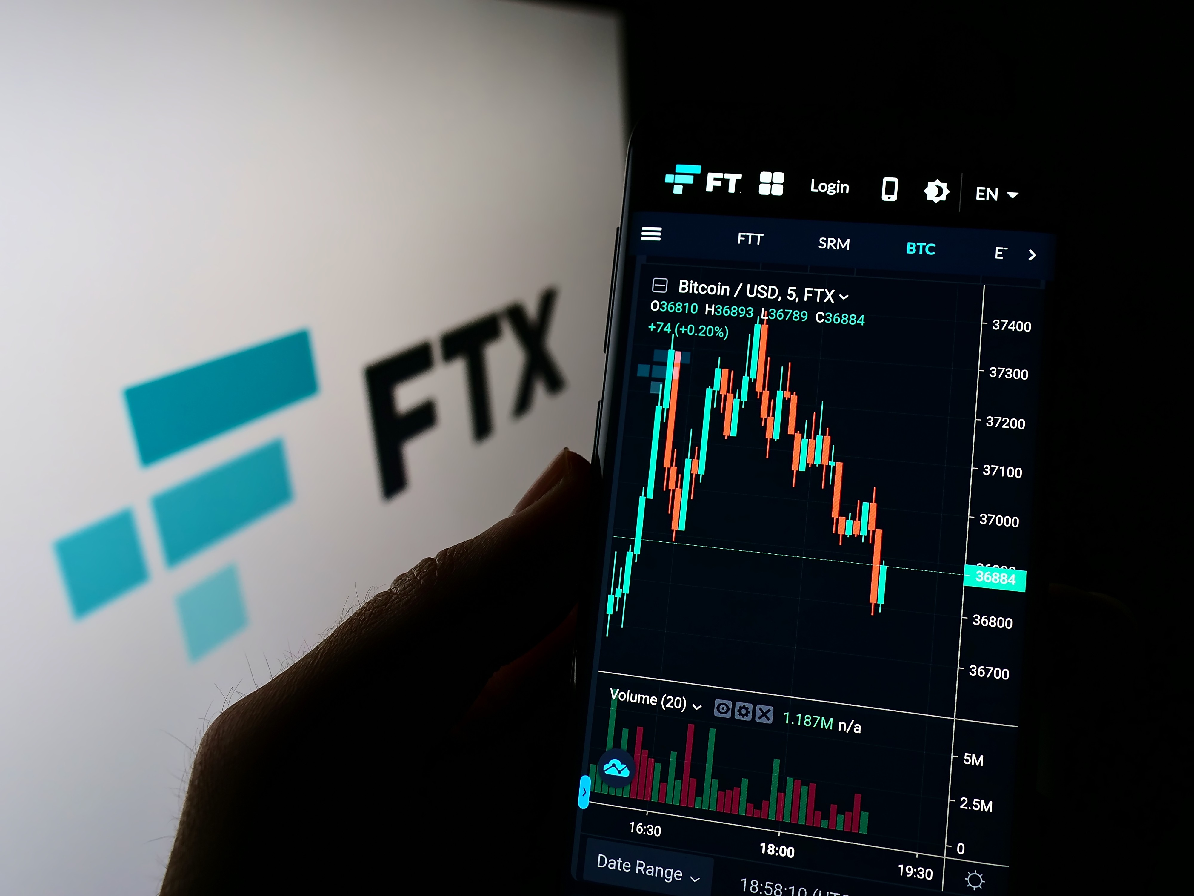 Tom Brady, Gisele Bündchen Take Stake in Crypto Firm FTX - Bloomberg