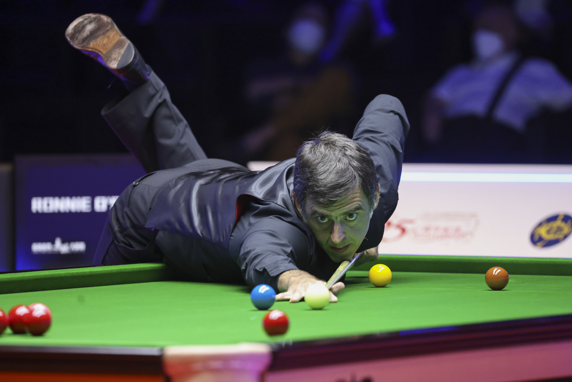 Snooker world champion Ronnie OSullivan feels an impostor despite cruising to last 16 of UK Championship South China Morning Post