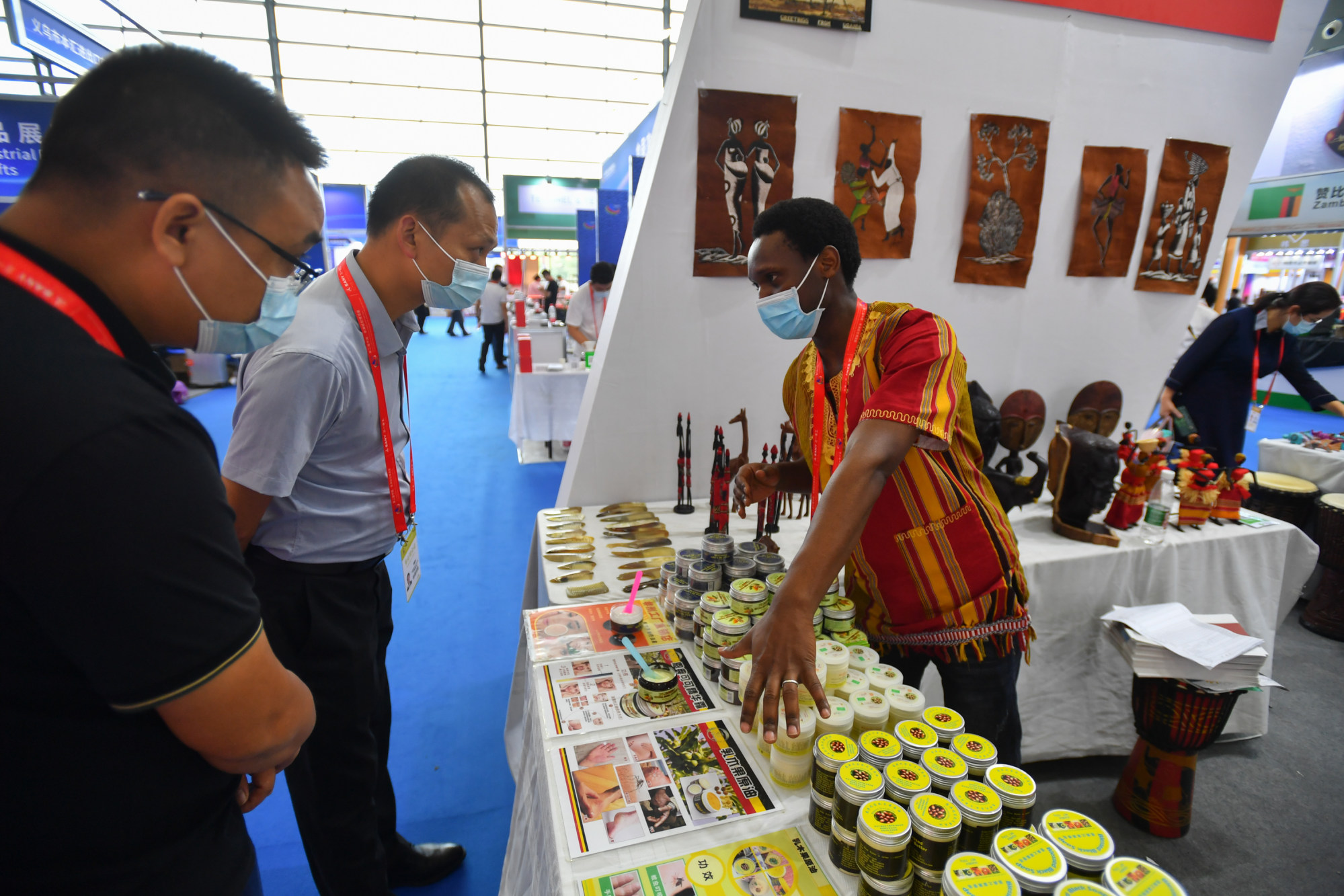 An exhibitor introduces African-made skincare products during a China-Africa trade expo in Changsha, capital of China’s Hunan province, in September 2021. Photo: Xinhua