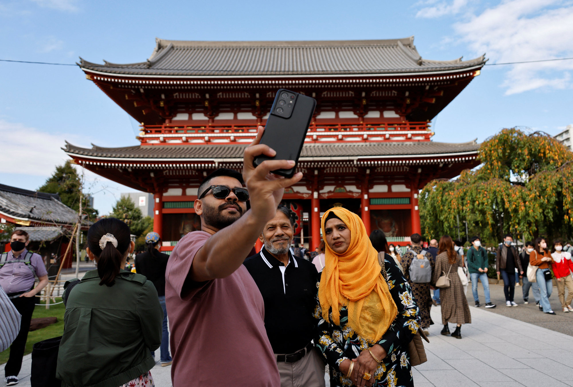 Japan Struggles To Cope With Tourism Rebound As Hotels, Airports, Bus ...