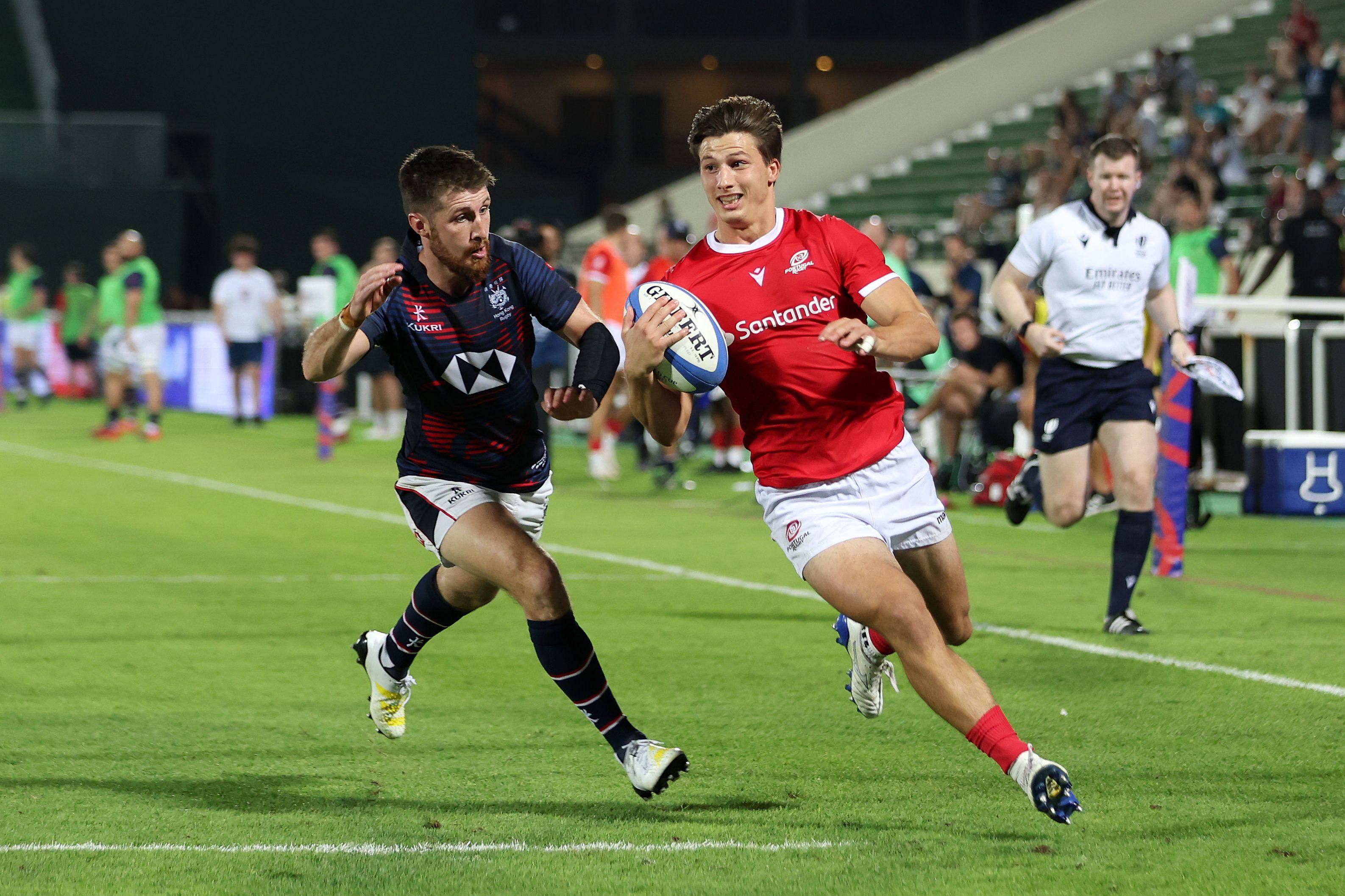 Rodrigo Marta of Portugal scores the side’s fourth try against Hong Kong in Dubai. Photo: Getty Images