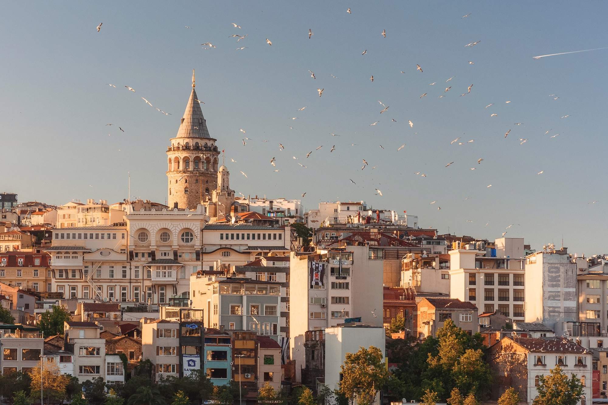 Looking for work in Istanbul? Better try your luck elsewhere. Photo: Unsplash