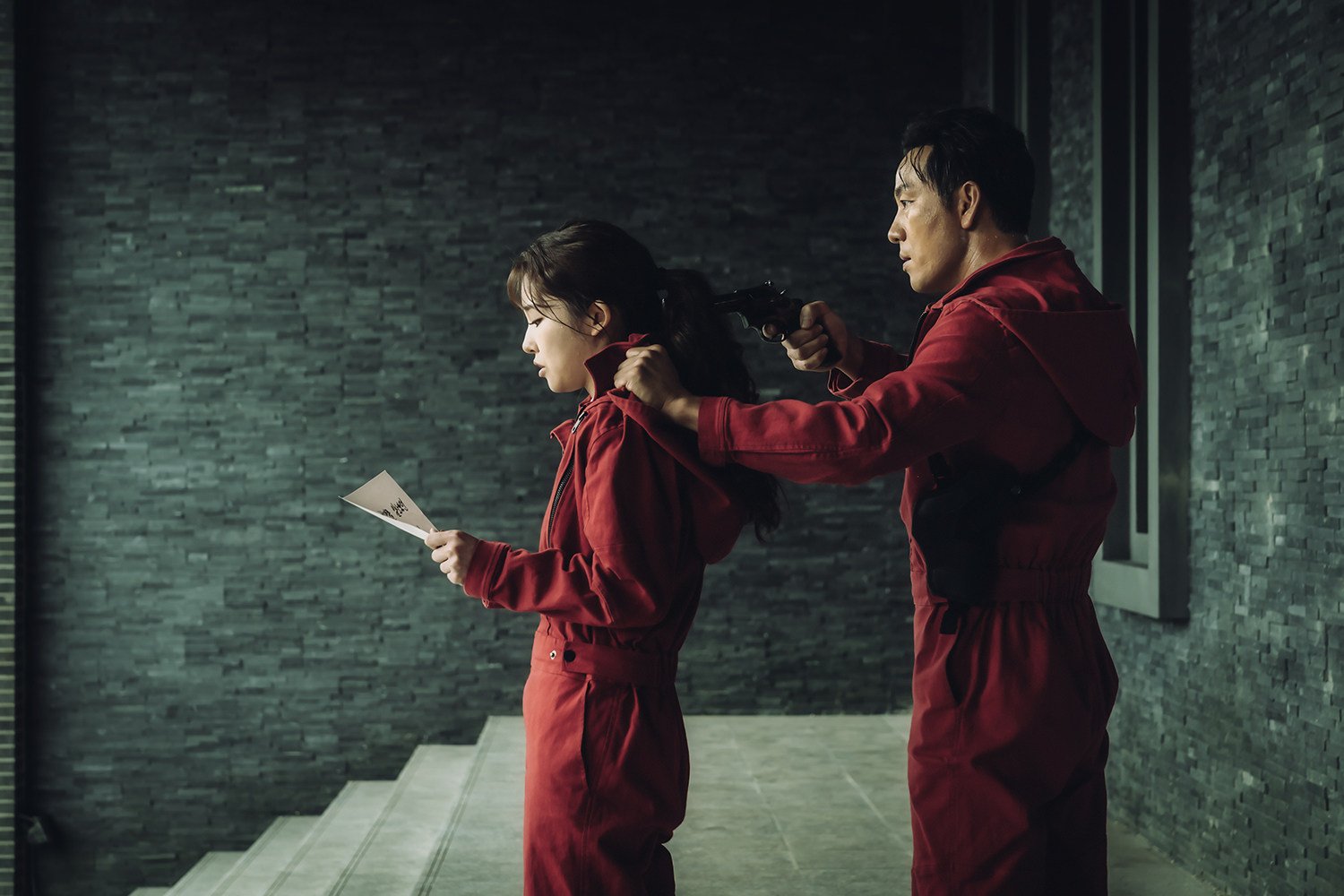 Review: 'Money Heist: Korea' Gives Netflix's Hit Series a K-Pop Spin