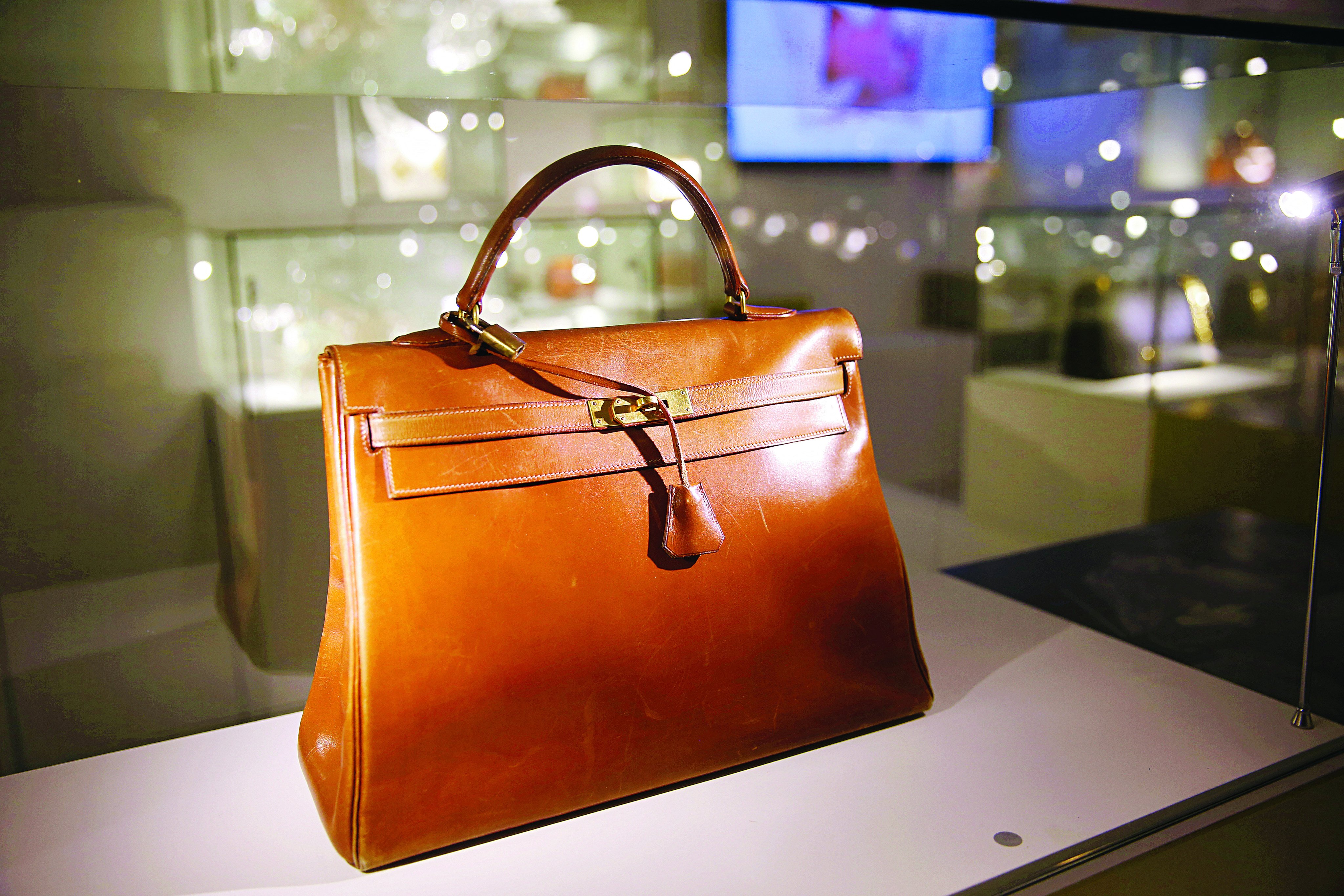 Hong Kong tycoon auctions 77 handbags, including 6 diamond Hermès