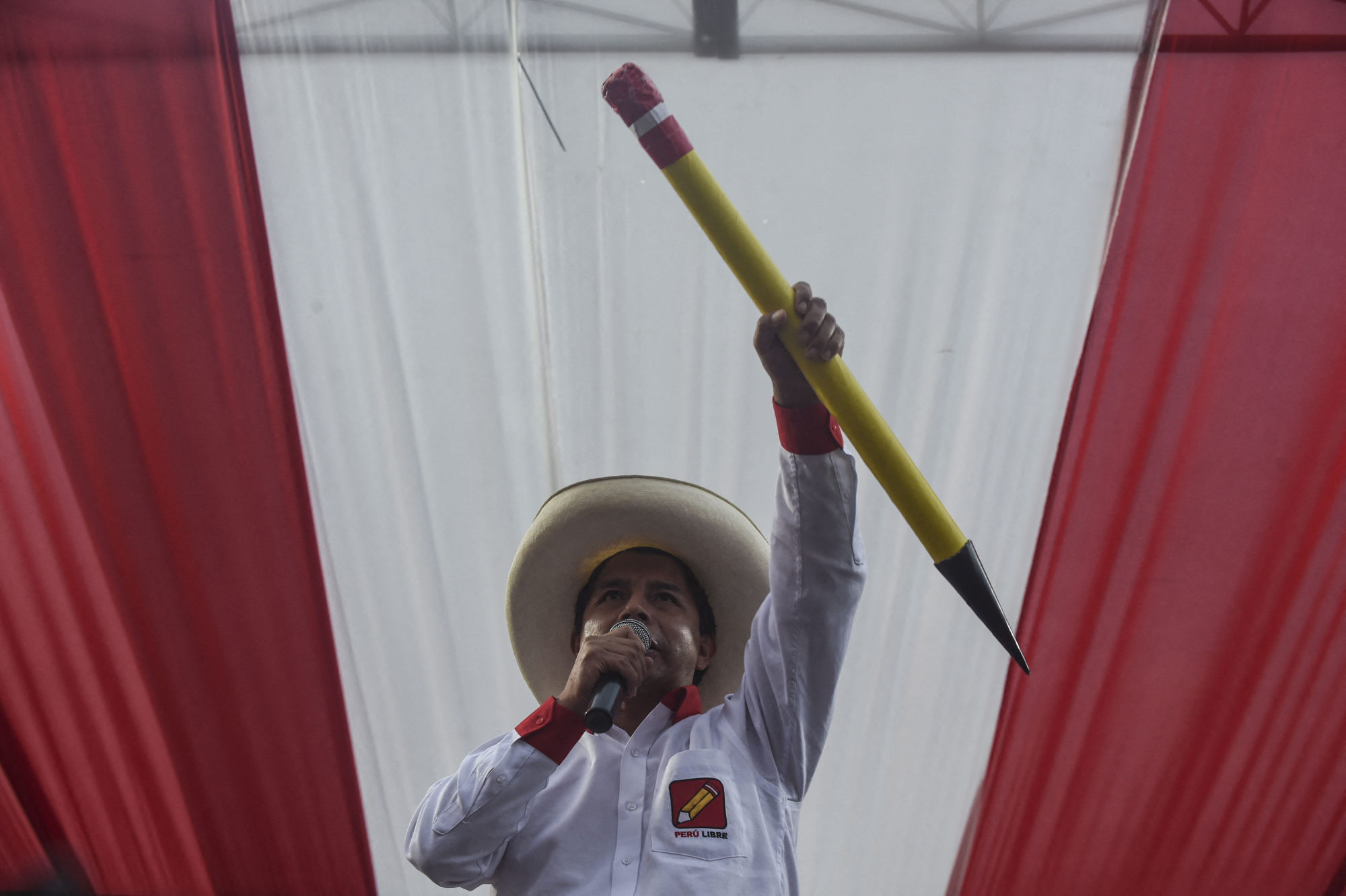 Dina Boluarte Sworn In As Peru’s First Female President After Pedro ...