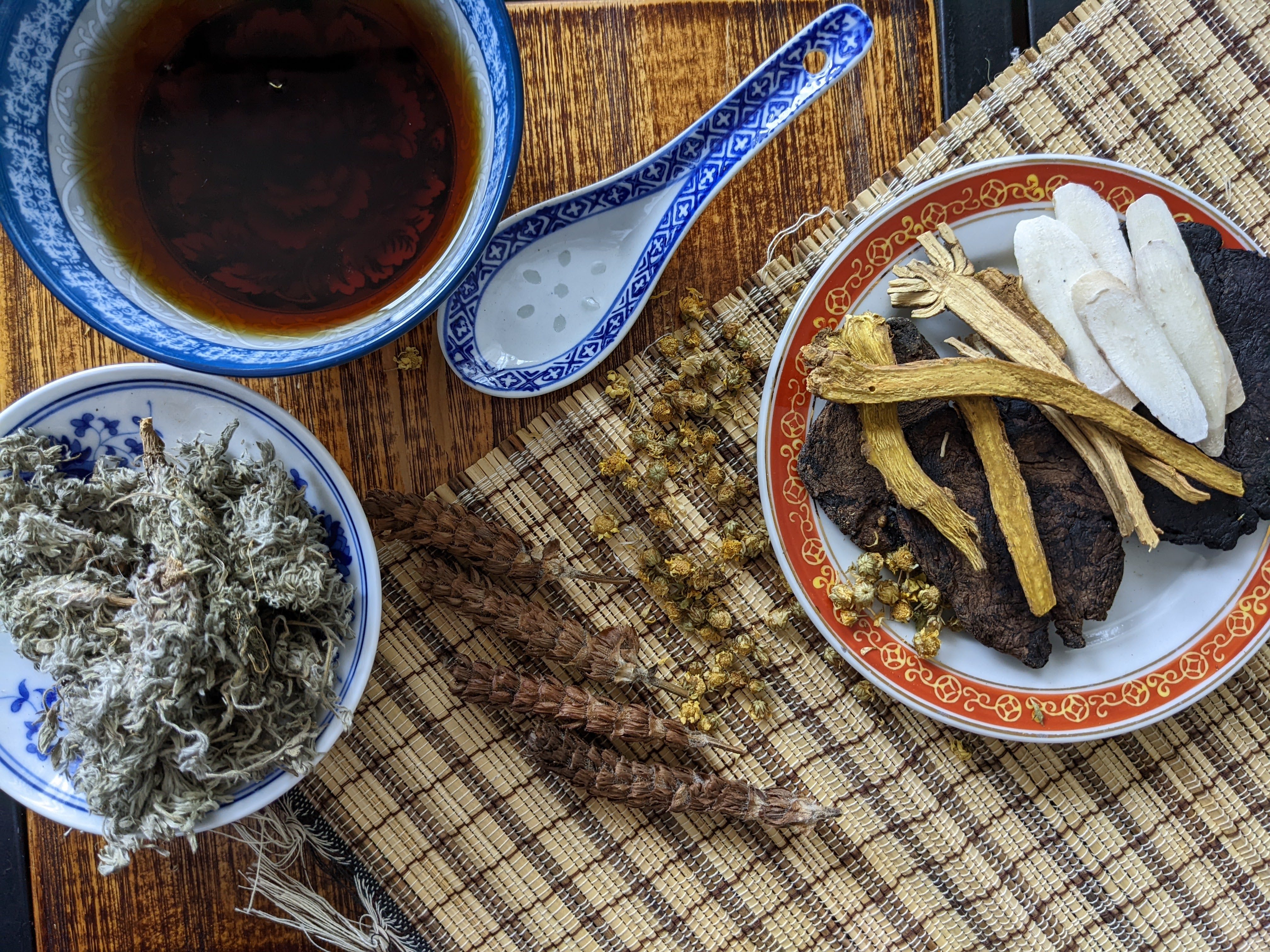 Indian medical professionals are increasingly using Chinese herbs to treat various ailments. Photo: SCMP