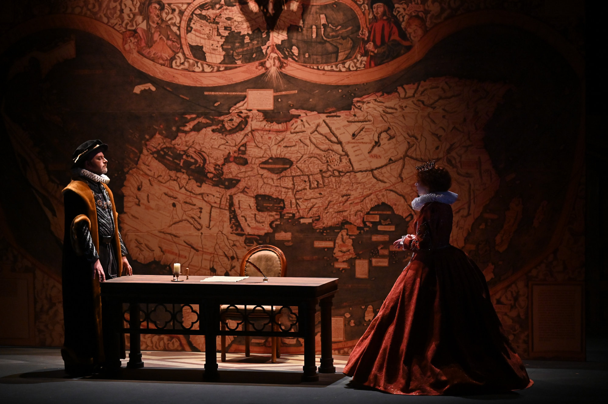 Isaac Droscha as Cecil (left) and Anna Laurenzo as Elisabeth in Musica Viva’s December 10 performance of Donizetti’s “Maria Stuarda”. Photo: Titan Lam