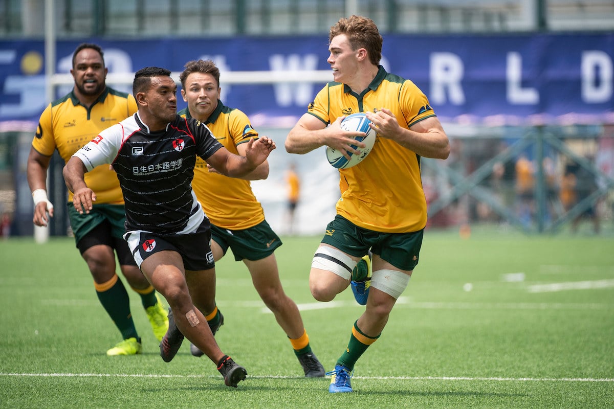 Asia Pacific Dragons (black) take on Classic Wallabies during 2019 HKFC 10s. Photo: Clique Visuals