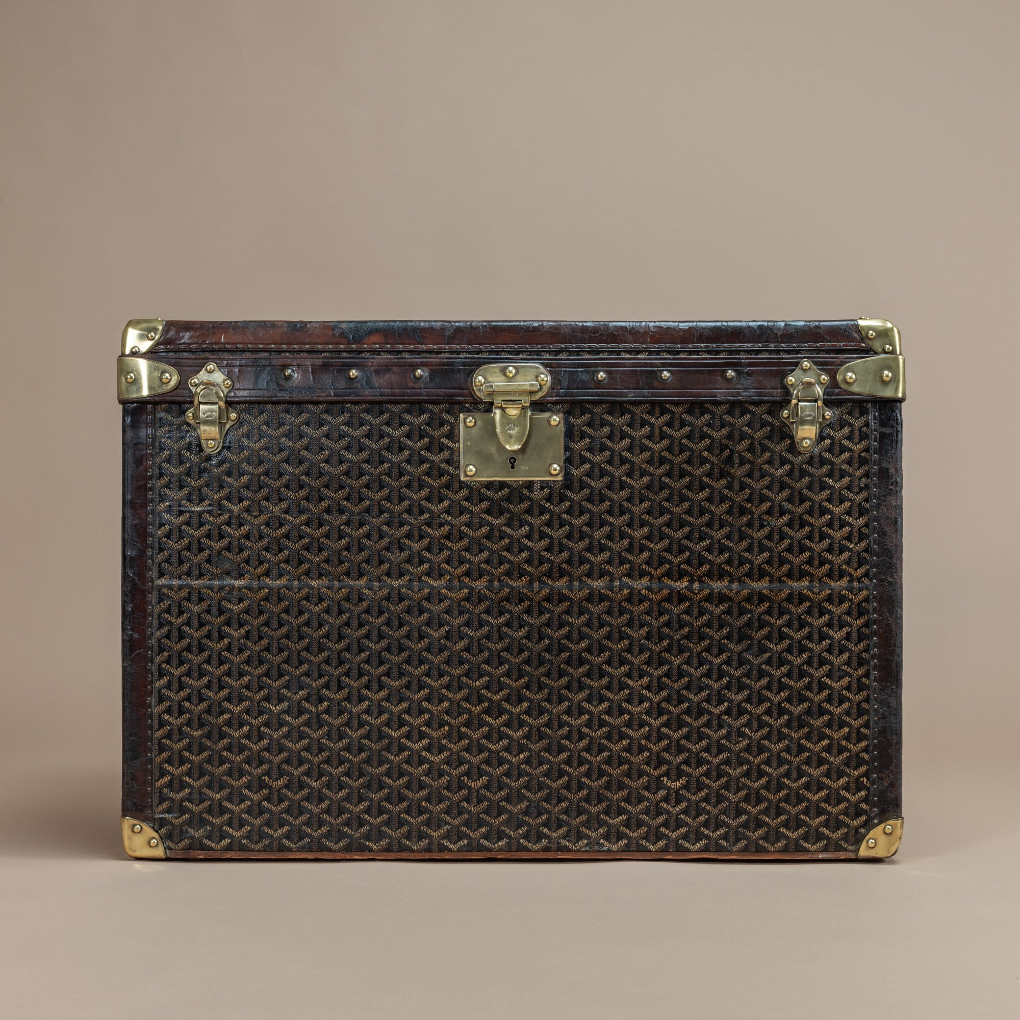 Louis Vuitton Leather Steamer Trunk – Bentleys London