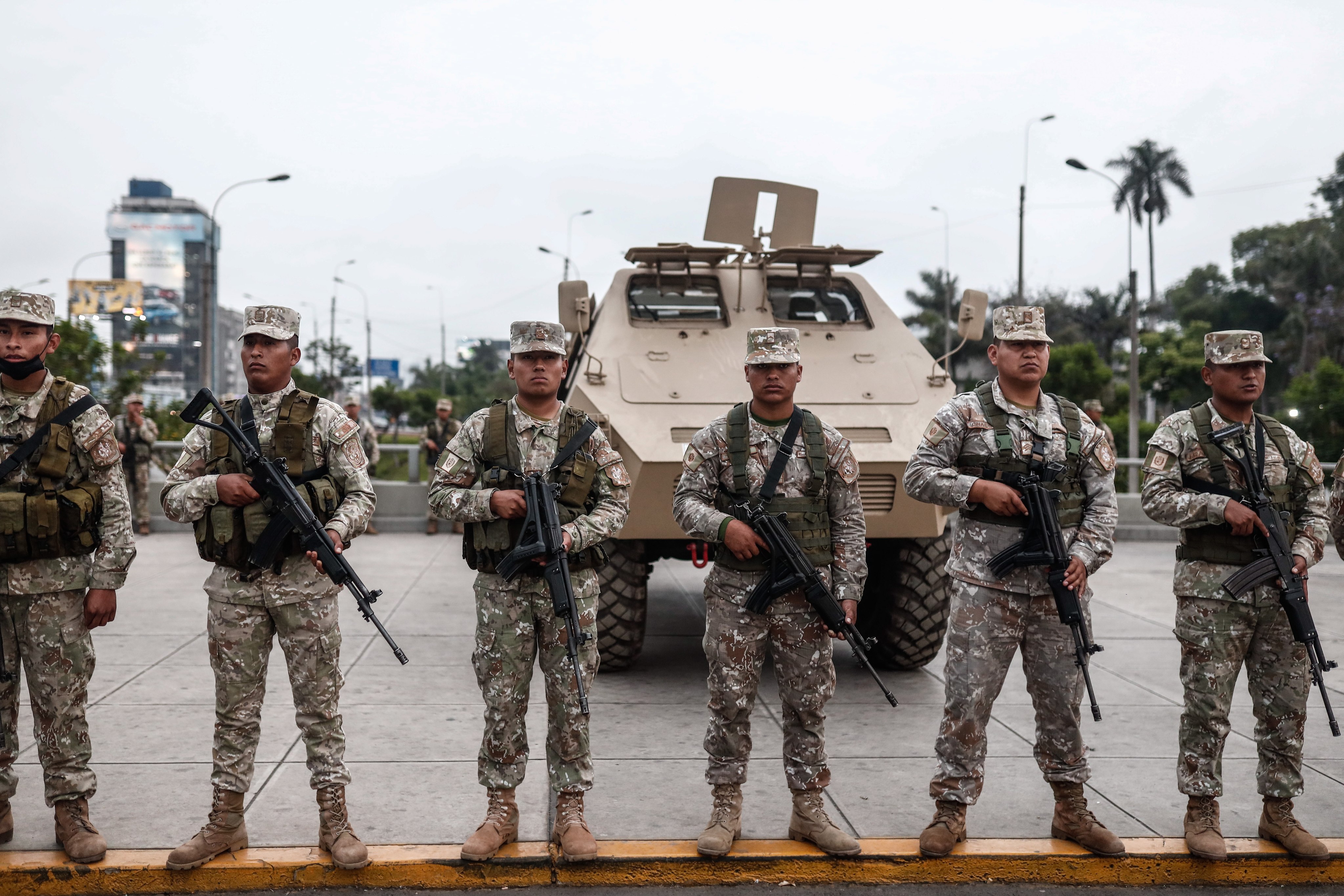 Thousands of agents of the Peruvian National Police and armed forces have been deployed to counter protestors. Photo: EPA-EFE