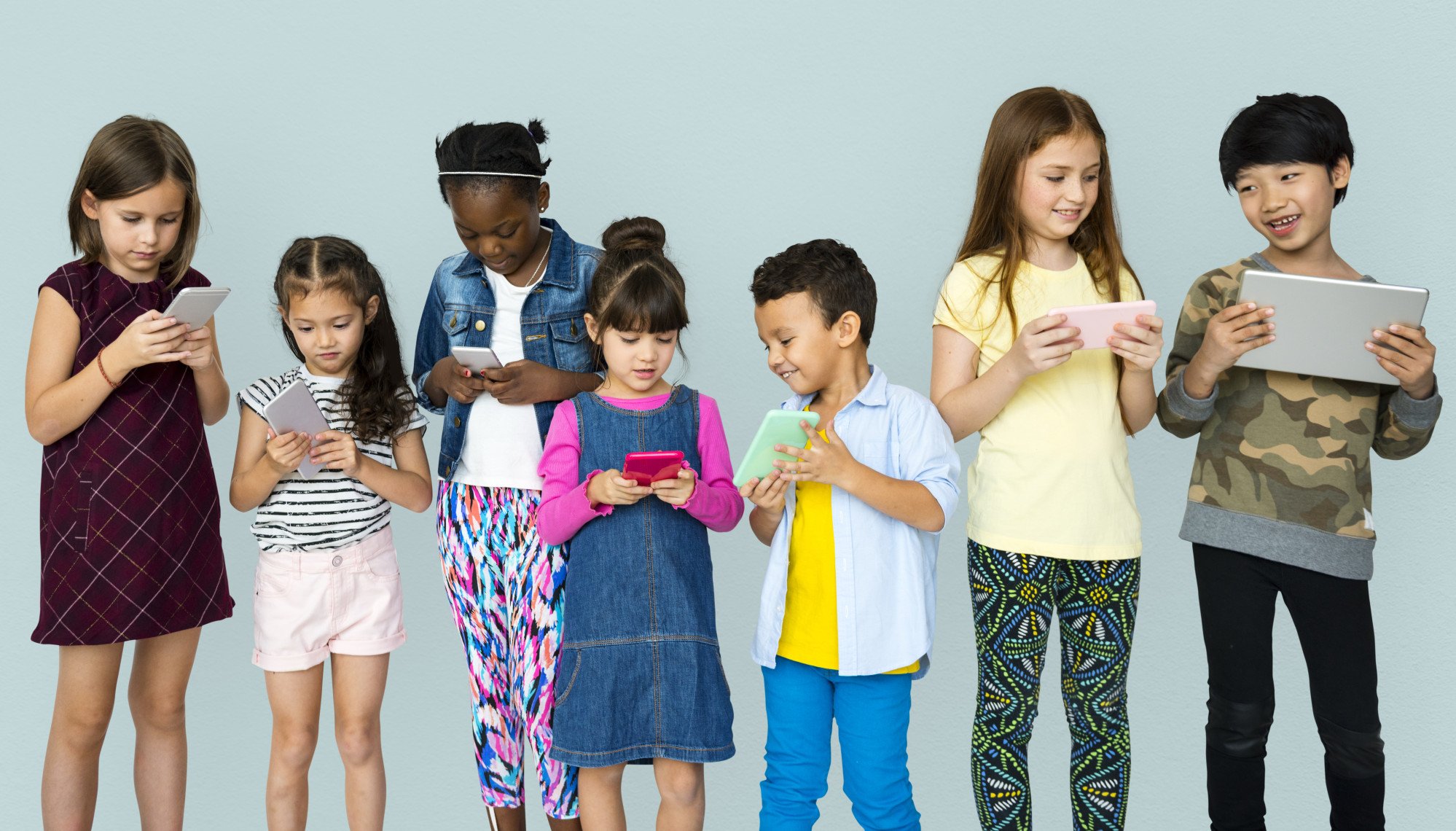 For children ages six and older, parents can determine how much time they should be allowed to spend using screens. Photo: Shutterstock