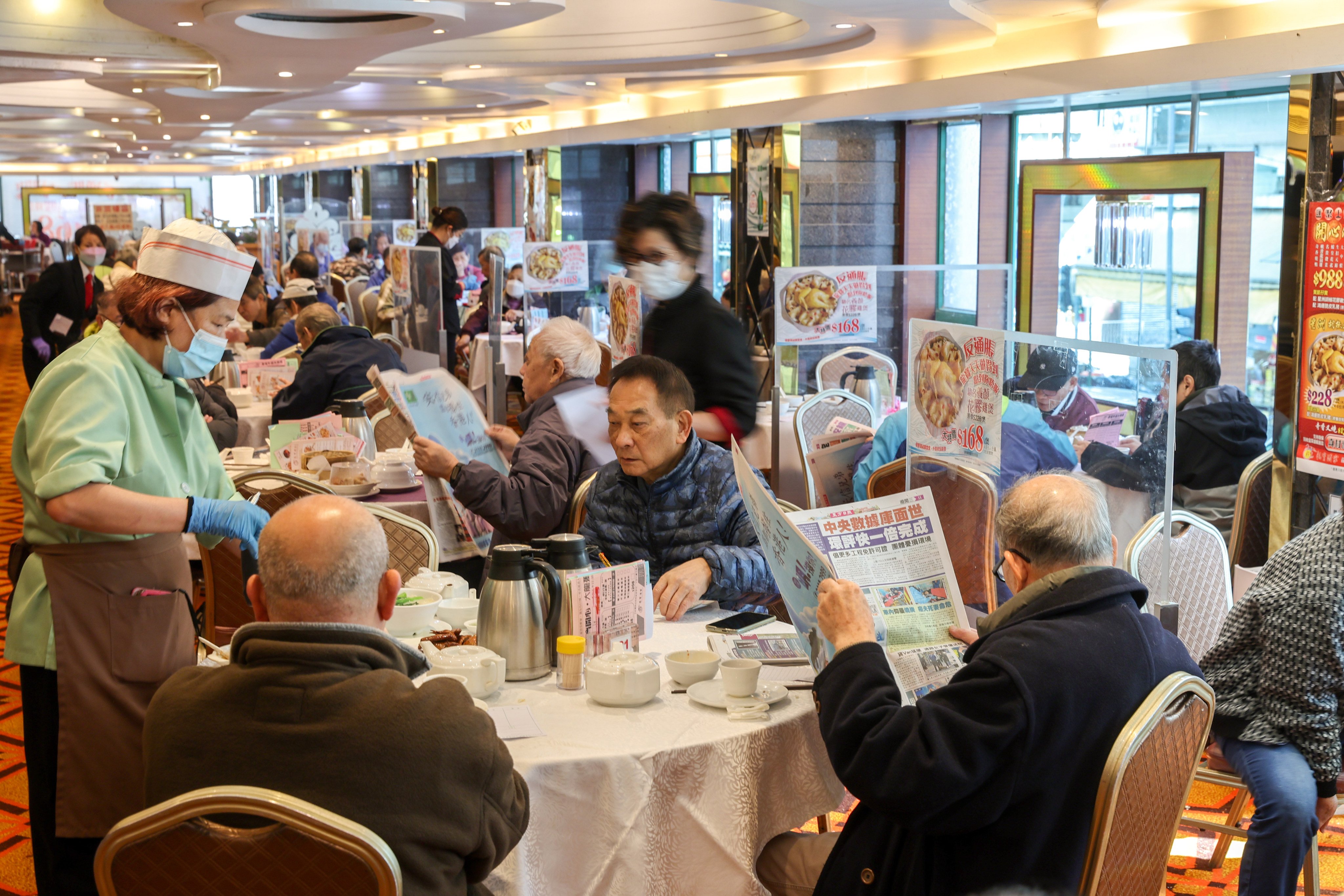 Restaurants and banquet caterers are expected to see benefits after the latest round of relaxations of coronavirus precautions. Photo: Yik Yeung-man