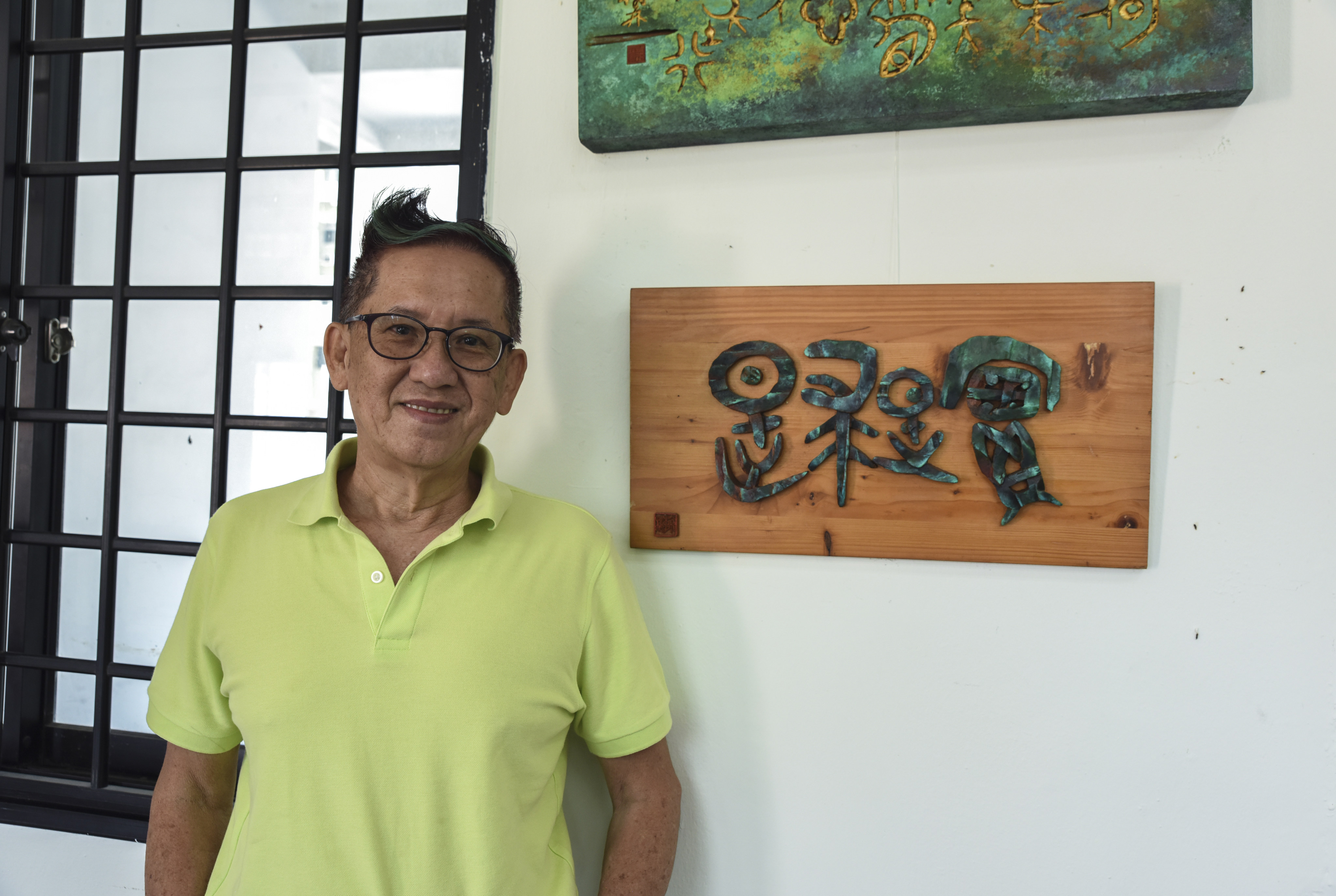 Cheh Kai Hon is one of Singapore’s last signboard makers. Photo: Ronan O’Connell
