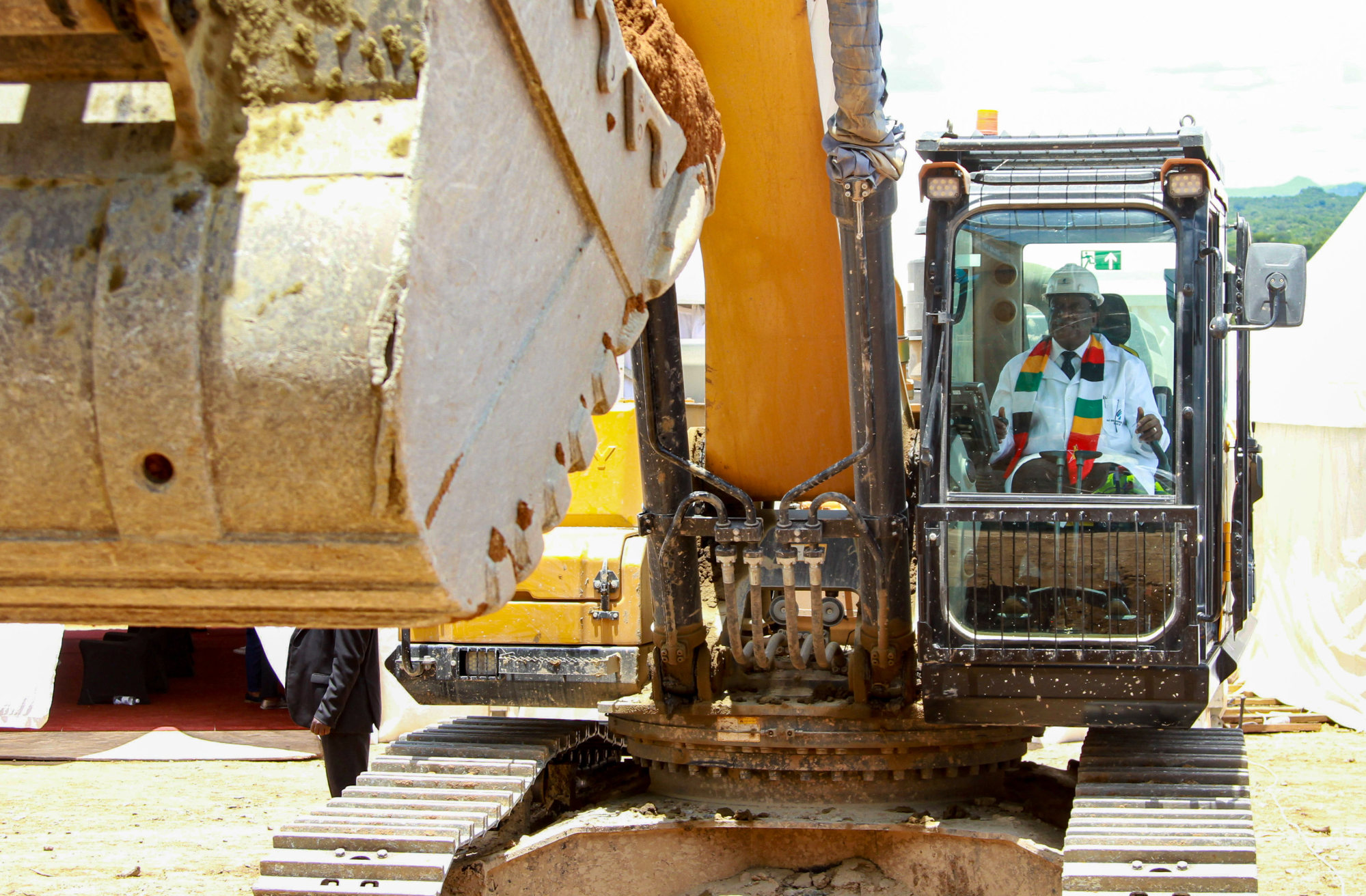 Zimbabwean President Emmerson Mnangagwa during a groundbreaking ceremony for a lithium plant at the Sabi Star mine in Buhera district, Manicaland province on December 14. Photo: Xinhua
