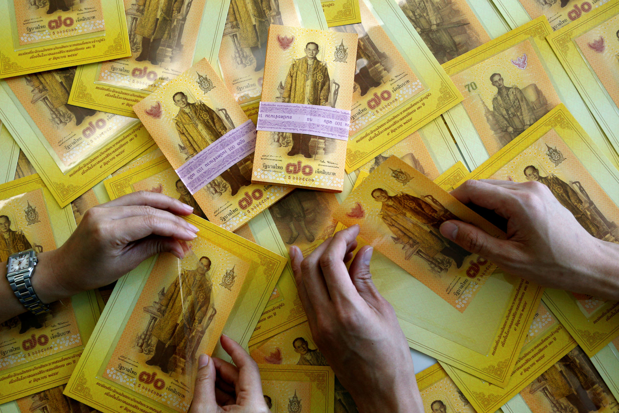 Singapore Dollar Goes Toe To Toe With Thai Baht In Tussle To Be Best 