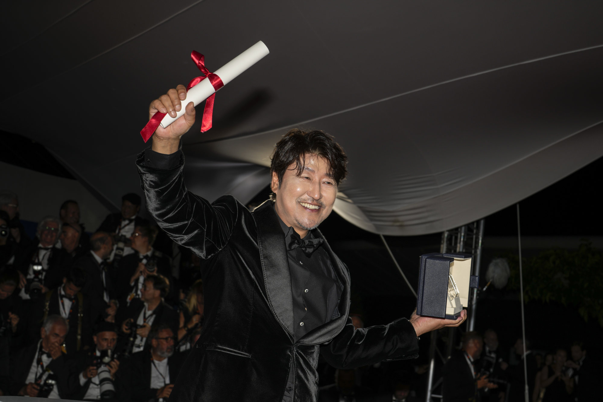 K-drama roles for Korean film stars Song Kang-ho, Jung Woo-sung and Sol 
