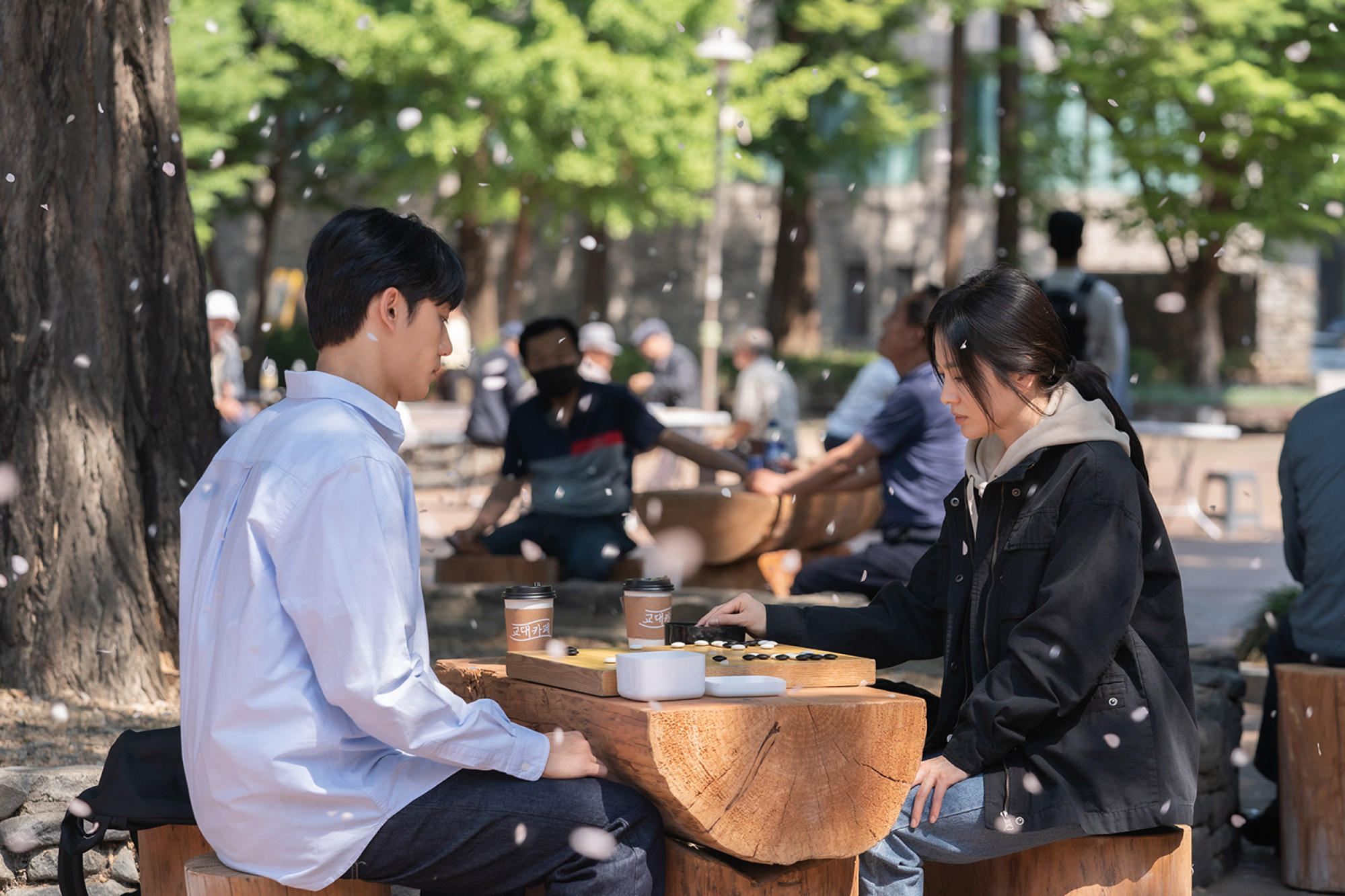 Netflix is making a series about Kyoto geisha directed by Hirokazu