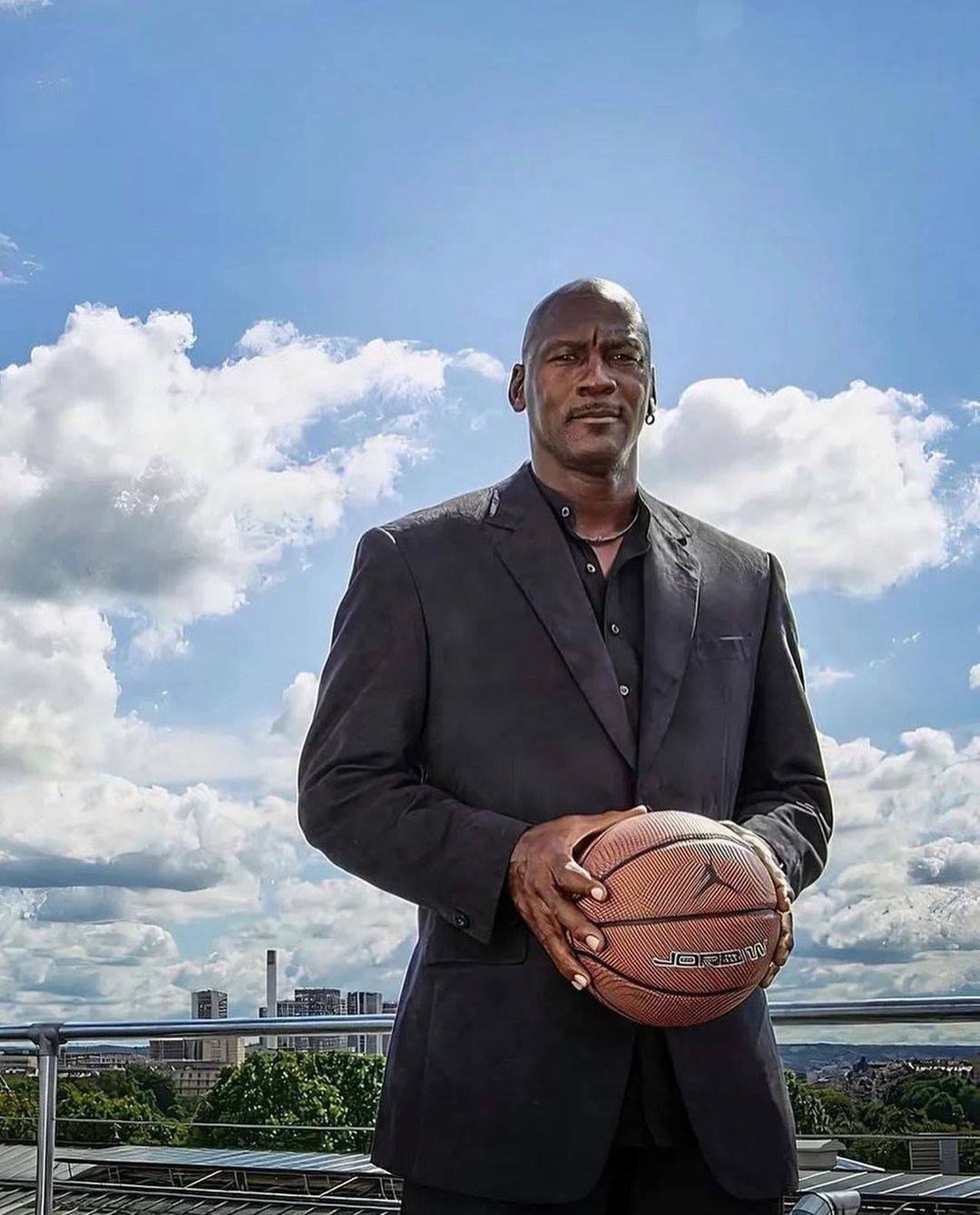 How does former NBA legend Michael Jordan spend his US$1.7 billion net worth? Photo: @michael_jordann_/Instagram