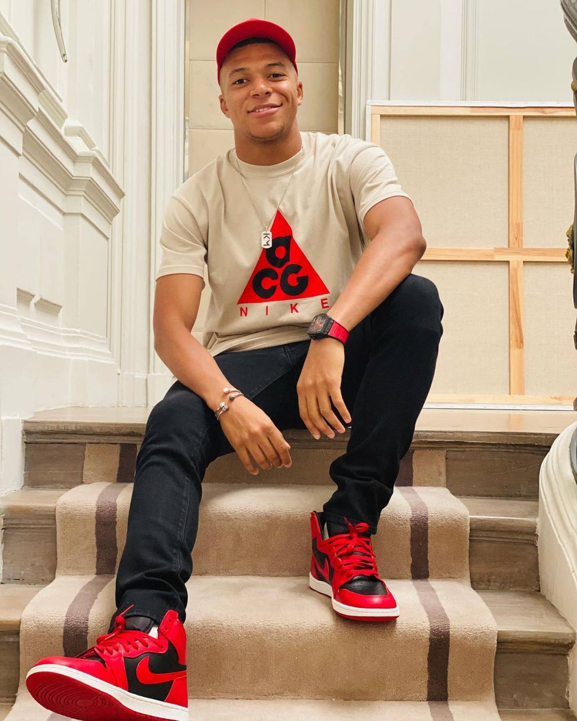 Kylian MƄappé is a trainers enthusiast. Photo: @k.мƄappe/Instagraм