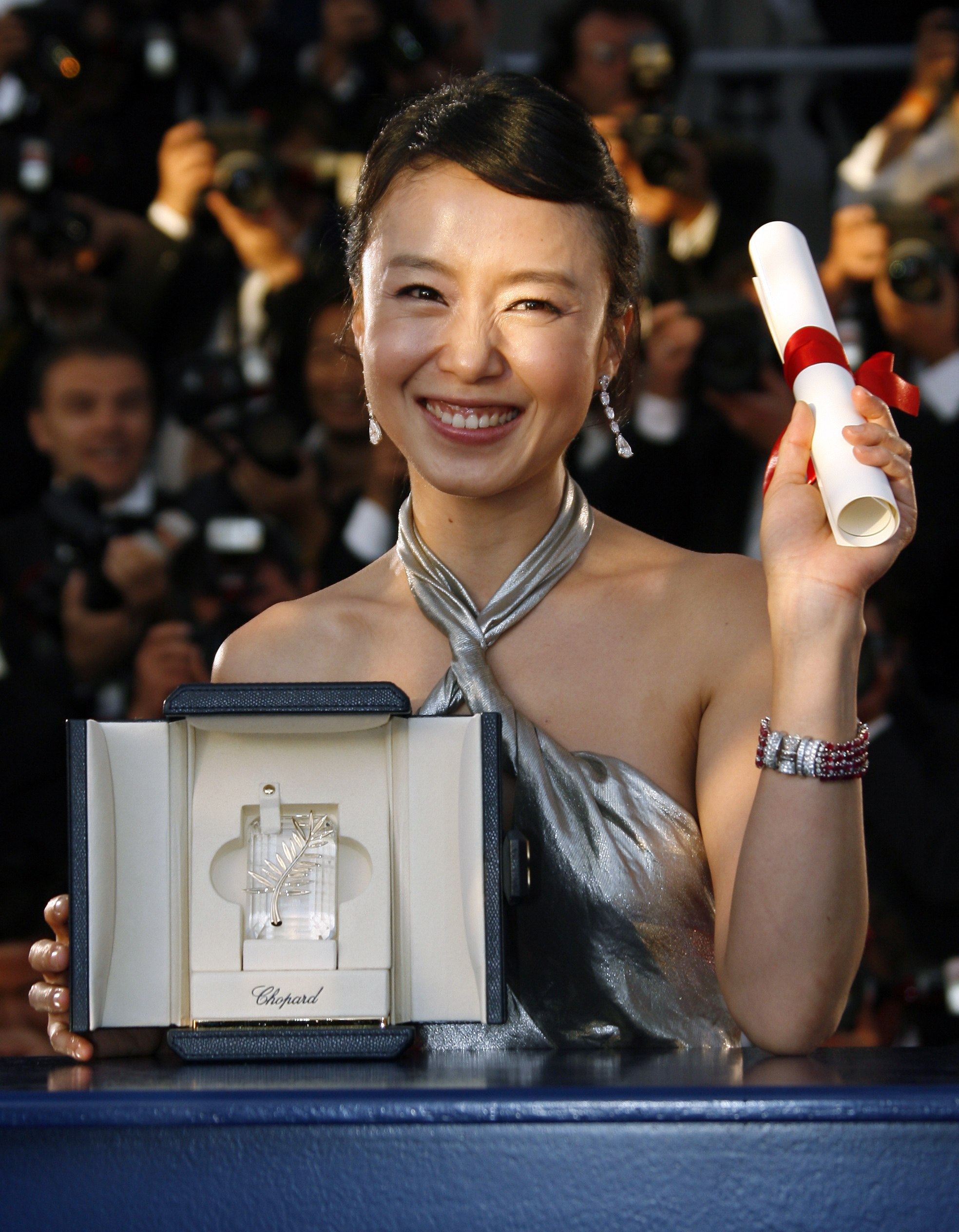 Jeon Do-yeon won the best actress award for her role in “Secret Sunshine” at the 60th Cannes Film Festival in 2007. Photo: Reuters/Jean-Paul Pelissier